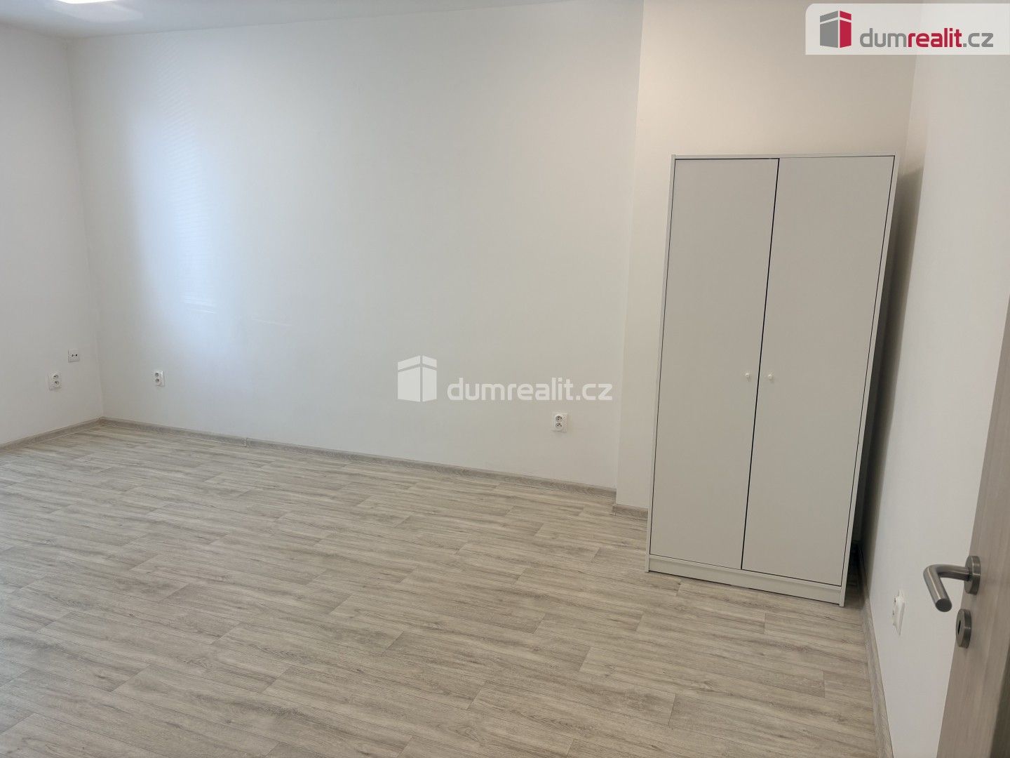 Pronájem bytu 2+1 53 m² - foto 6