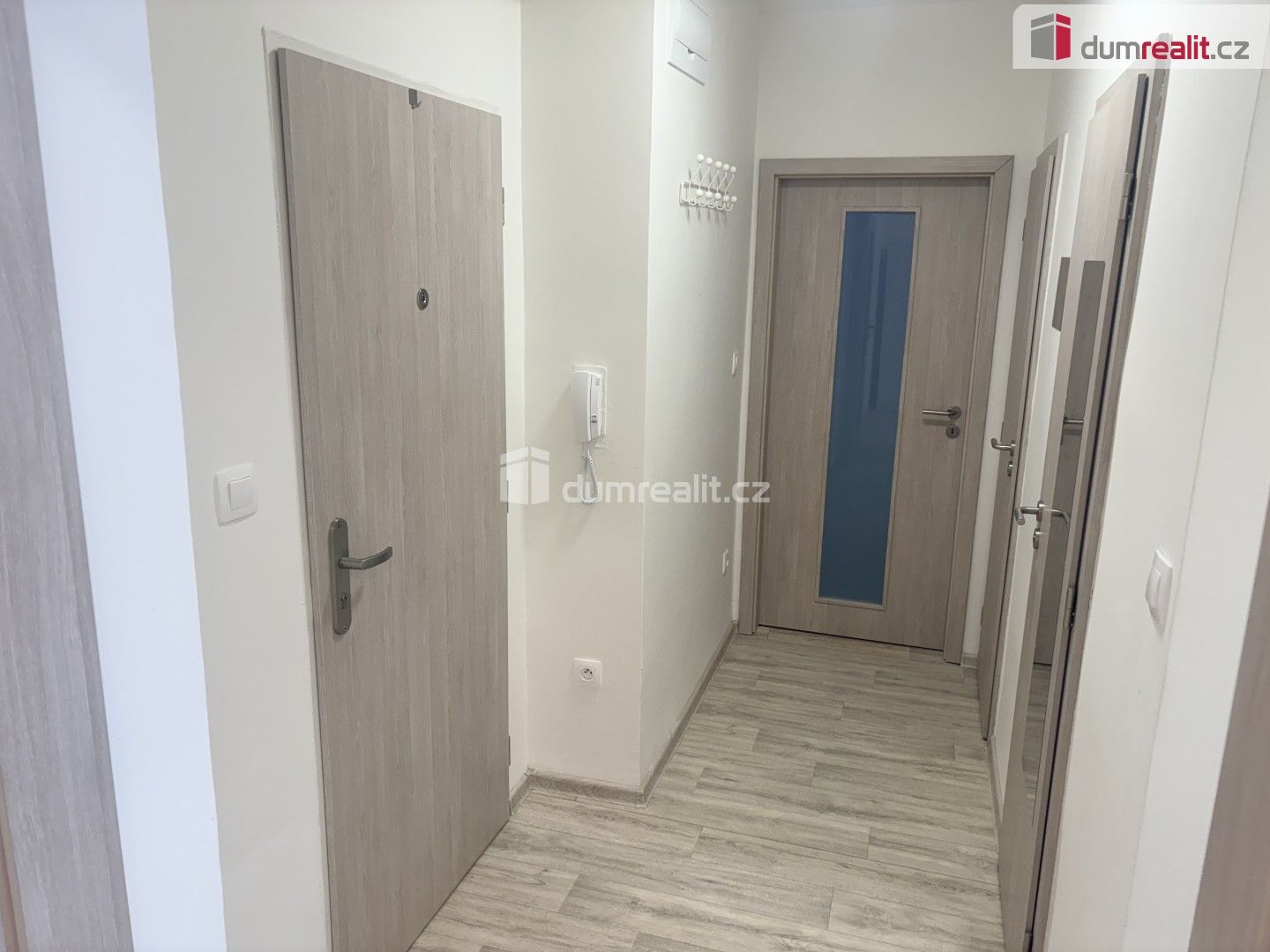 Pronájem bytu 2+1 53 m² - foto 10