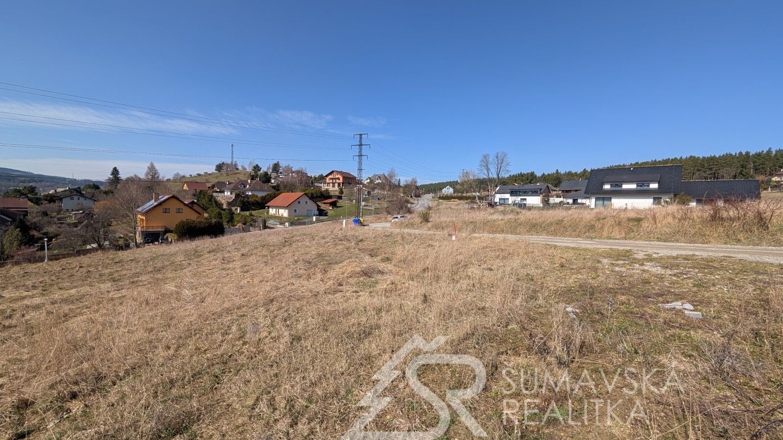 Prodej pozemku 2037 m² - foto 4