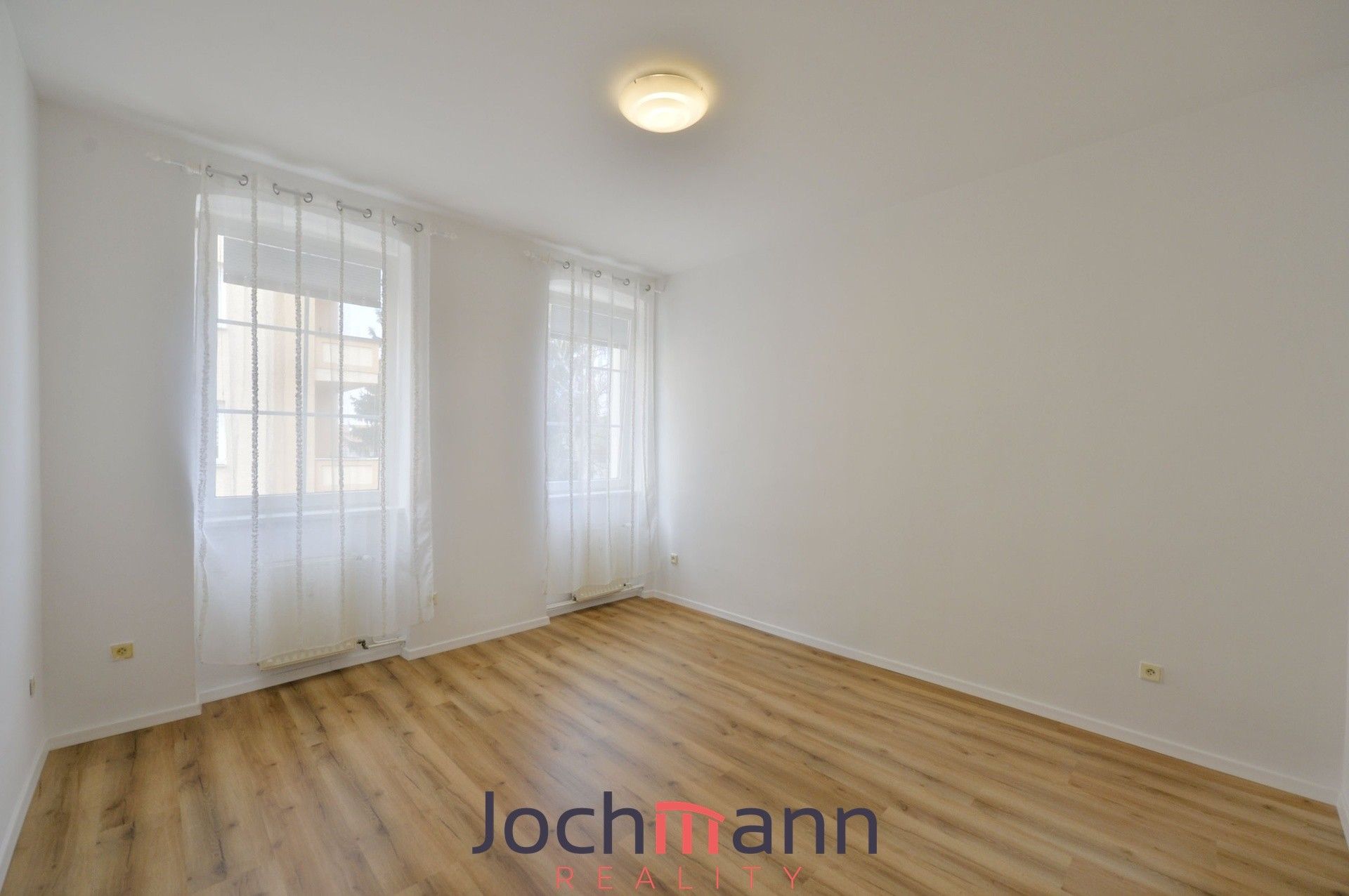 Pronájem bytu 2+kk 60 m² - foto 4
