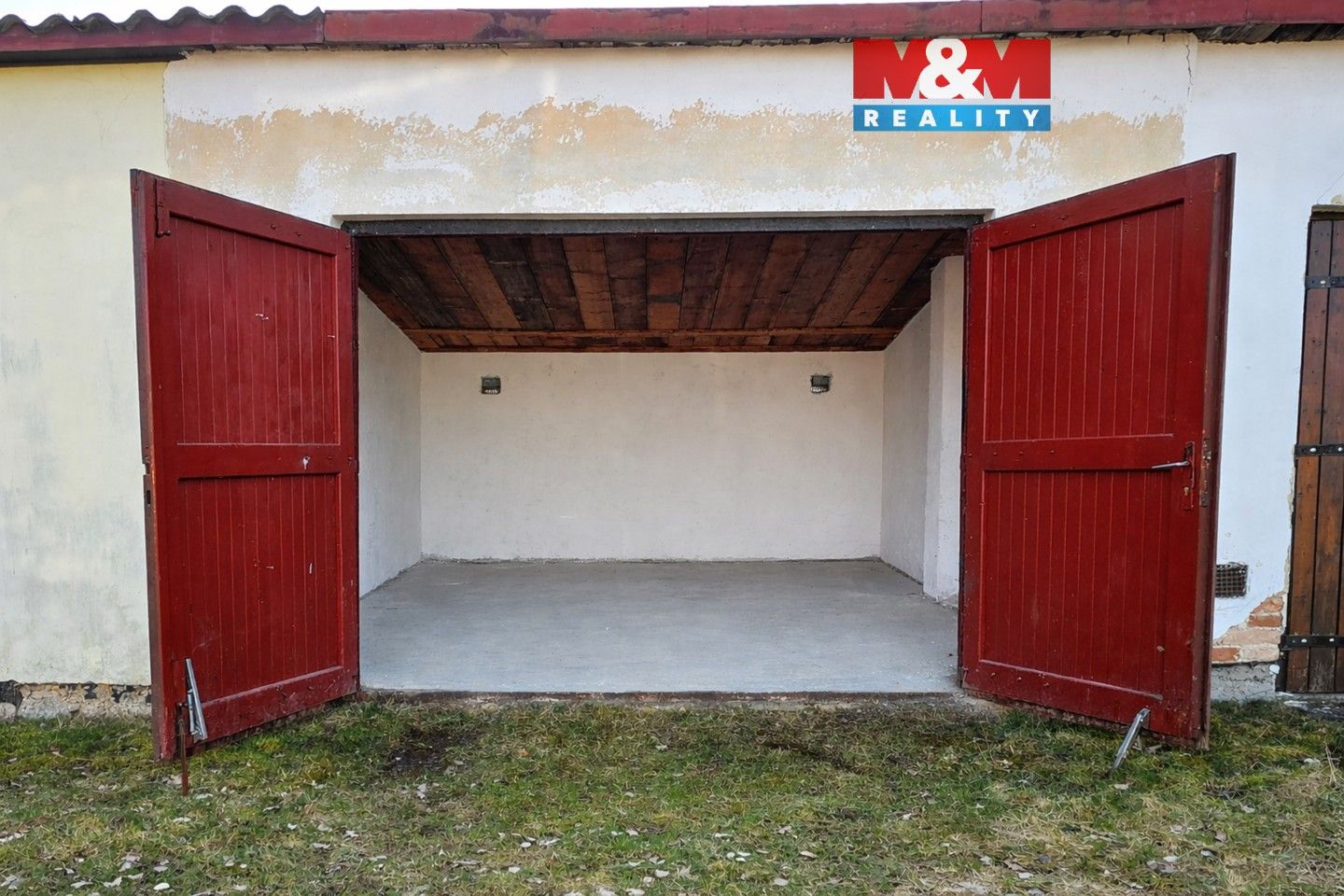 Prodej nemovitosti 12 m² - foto 1