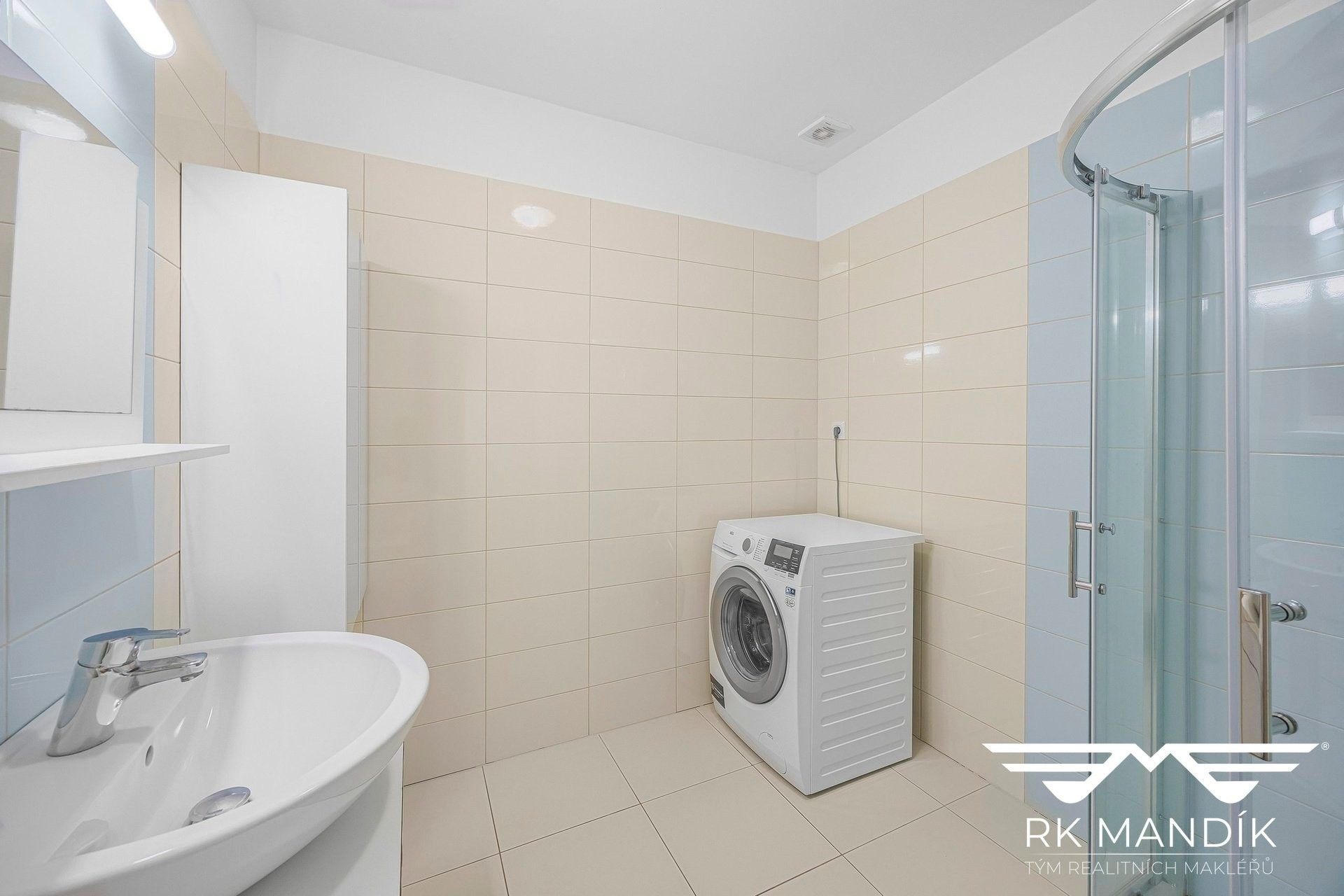Prodej bytu 3+kk 71 m² - foto 11