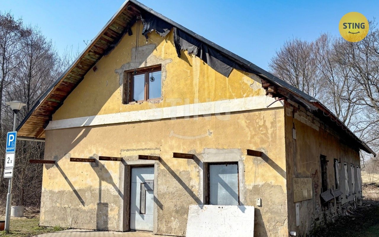 Prodej komerčního prostoru 172 m² - foto 1