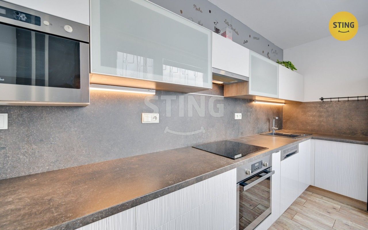 Prodej bytu 3+kk 69 m² - foto 1
