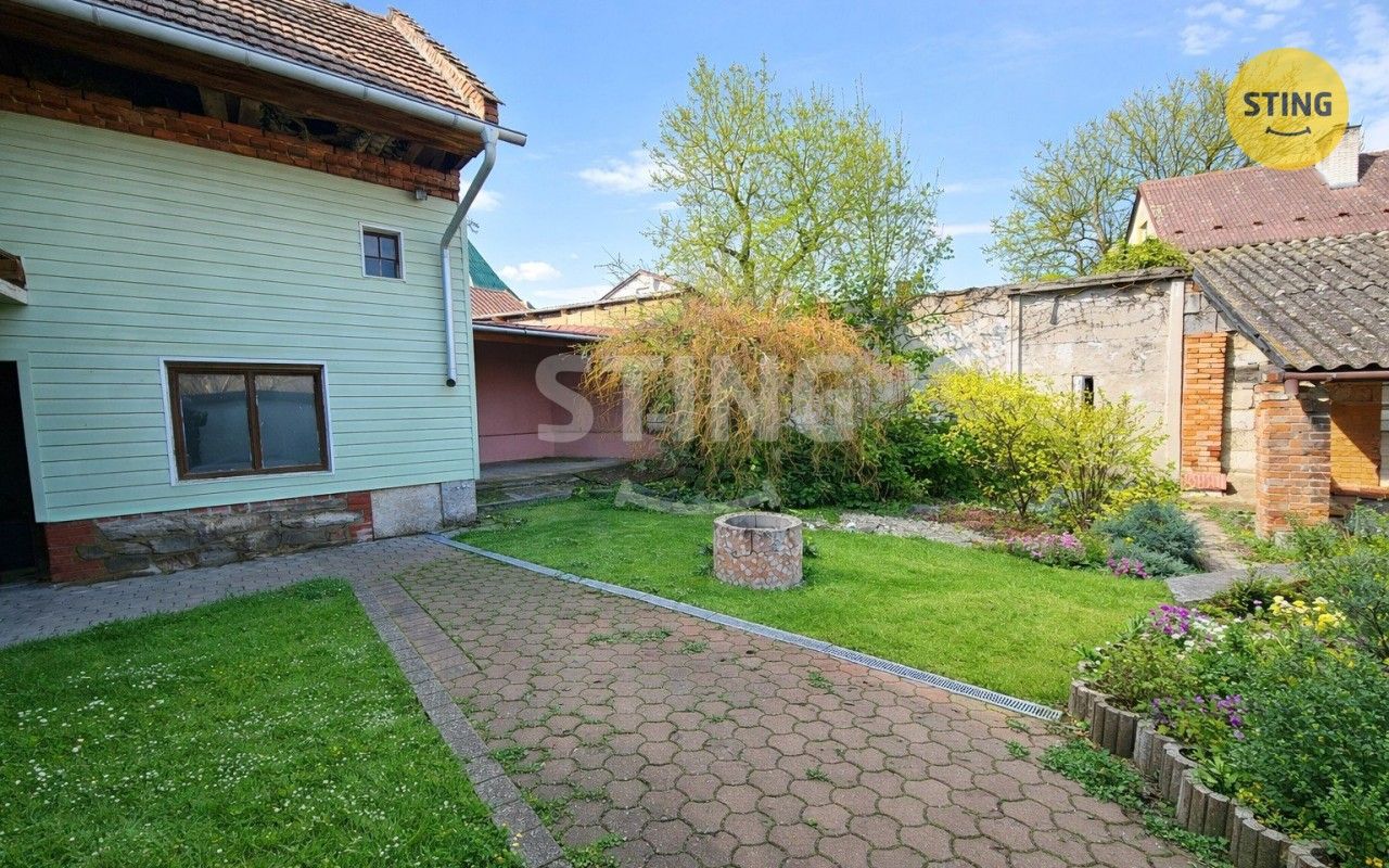 Prodej domu 220 m² - foto 2