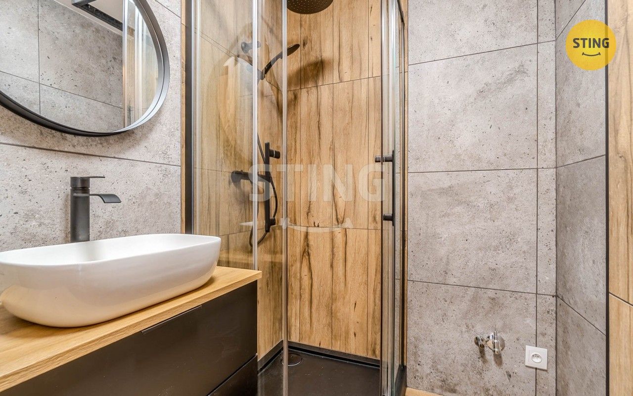 Pronájem bytu 2+1 56 m² - foto 8