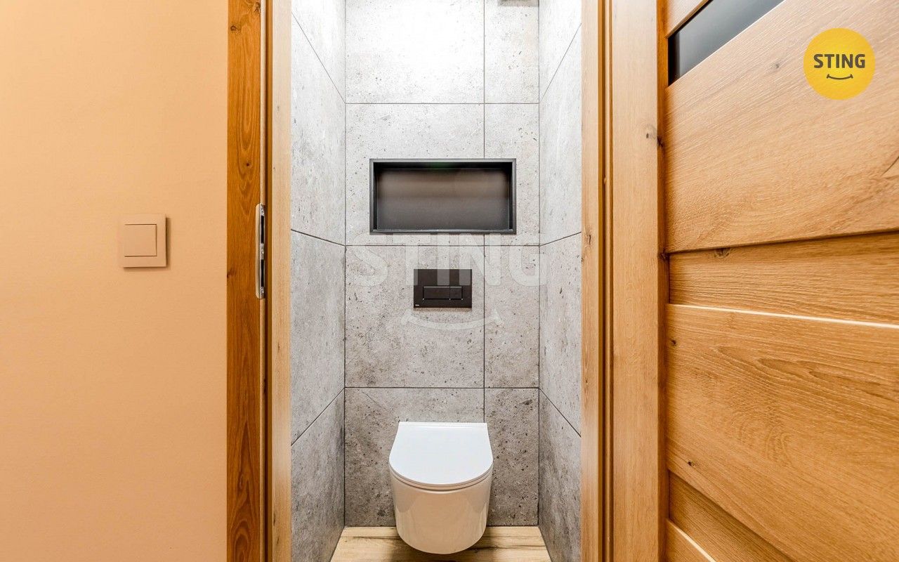 Pronájem bytu 2+1 56 m² - foto 11