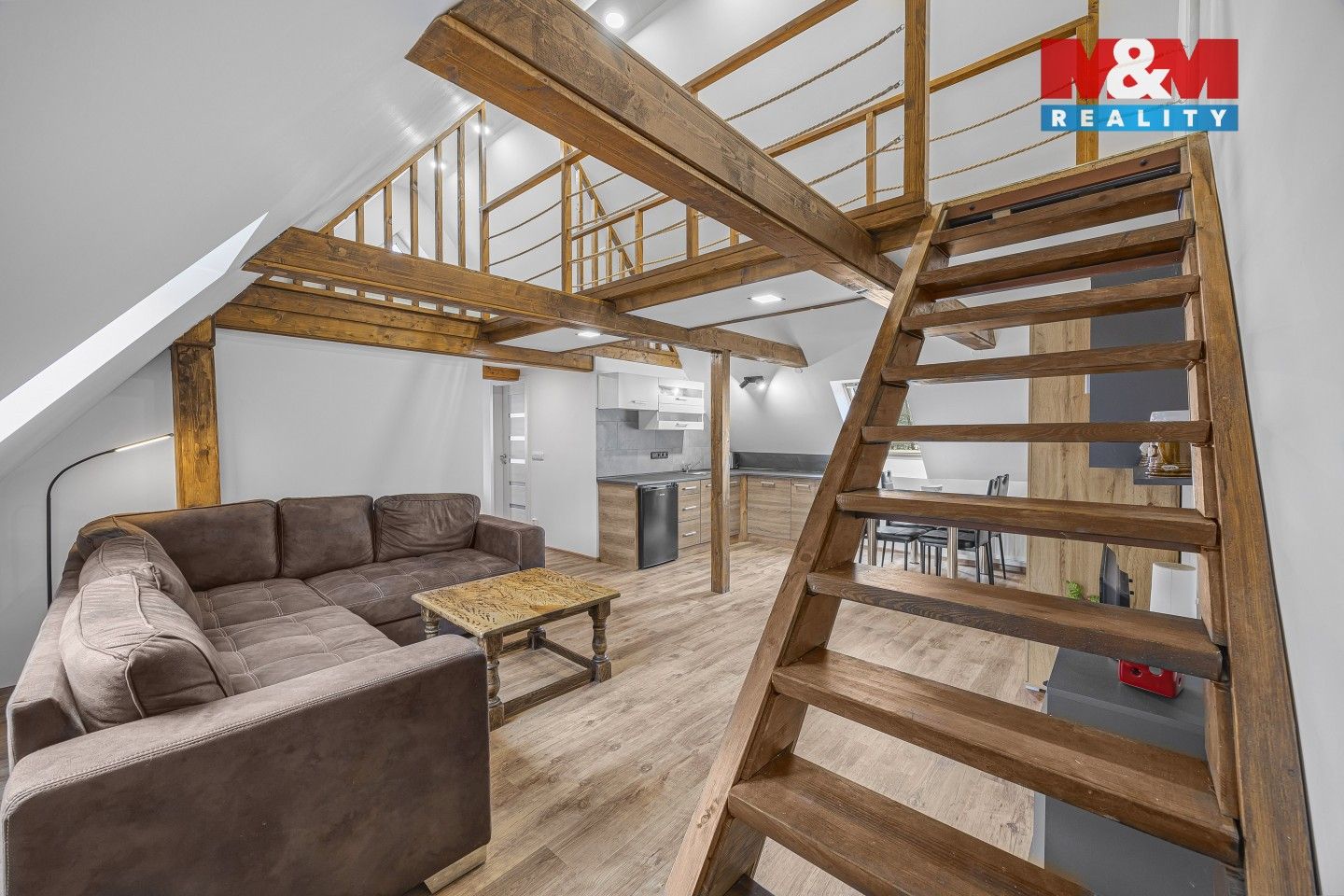 Prodej komerčního prostoru 209 m² - foto 7