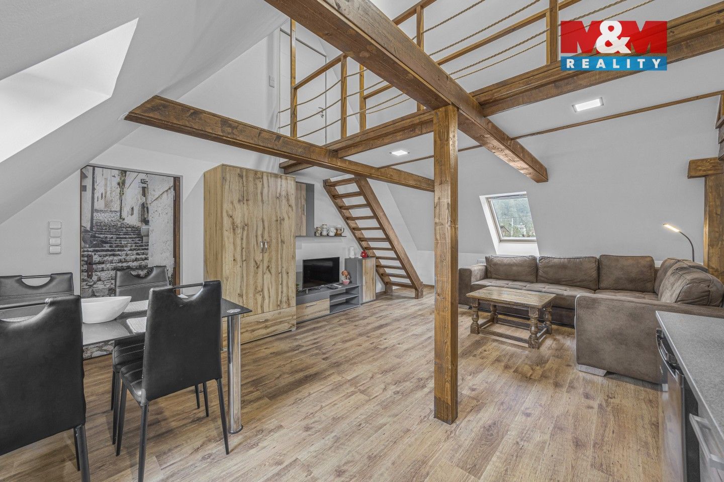 Prodej komerčního prostoru 209 m² - foto 12