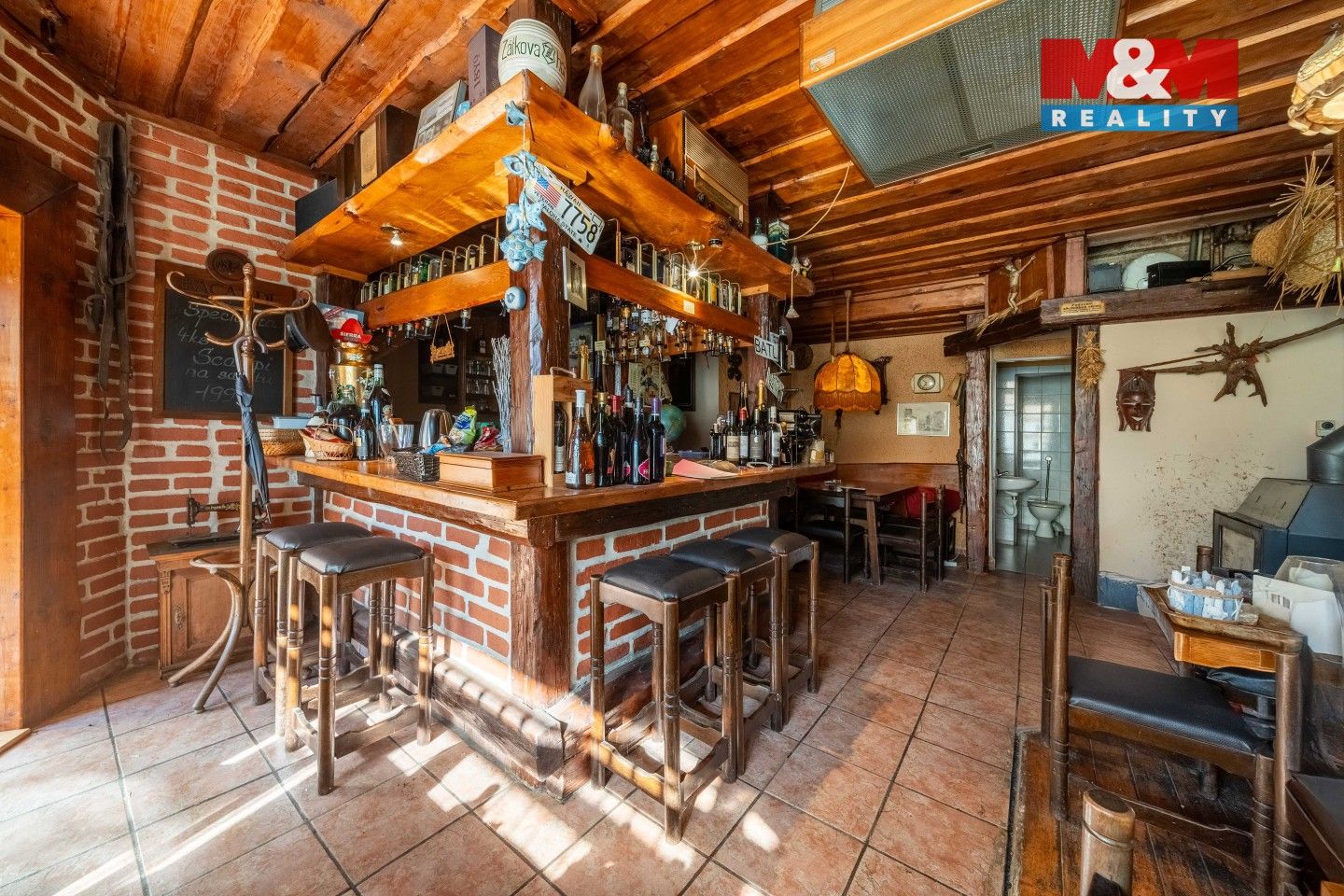 Pronájem komerčního prostoru 300 m² - foto 1