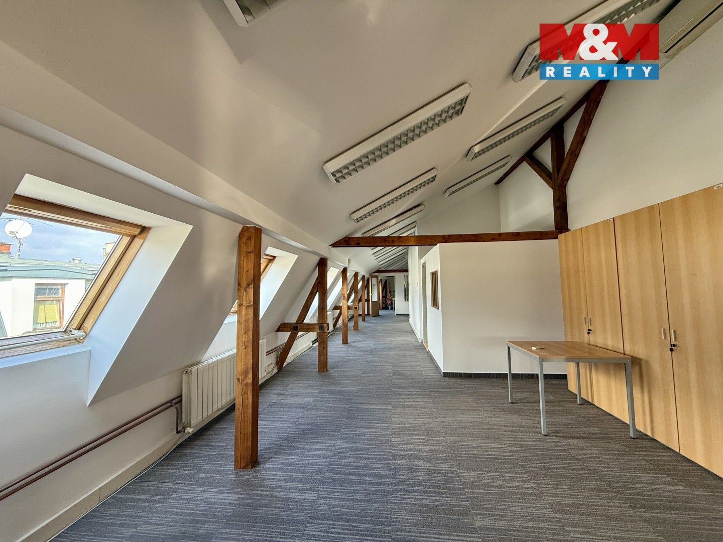 Pronájem komerčního prostoru 275 m² - foto 3