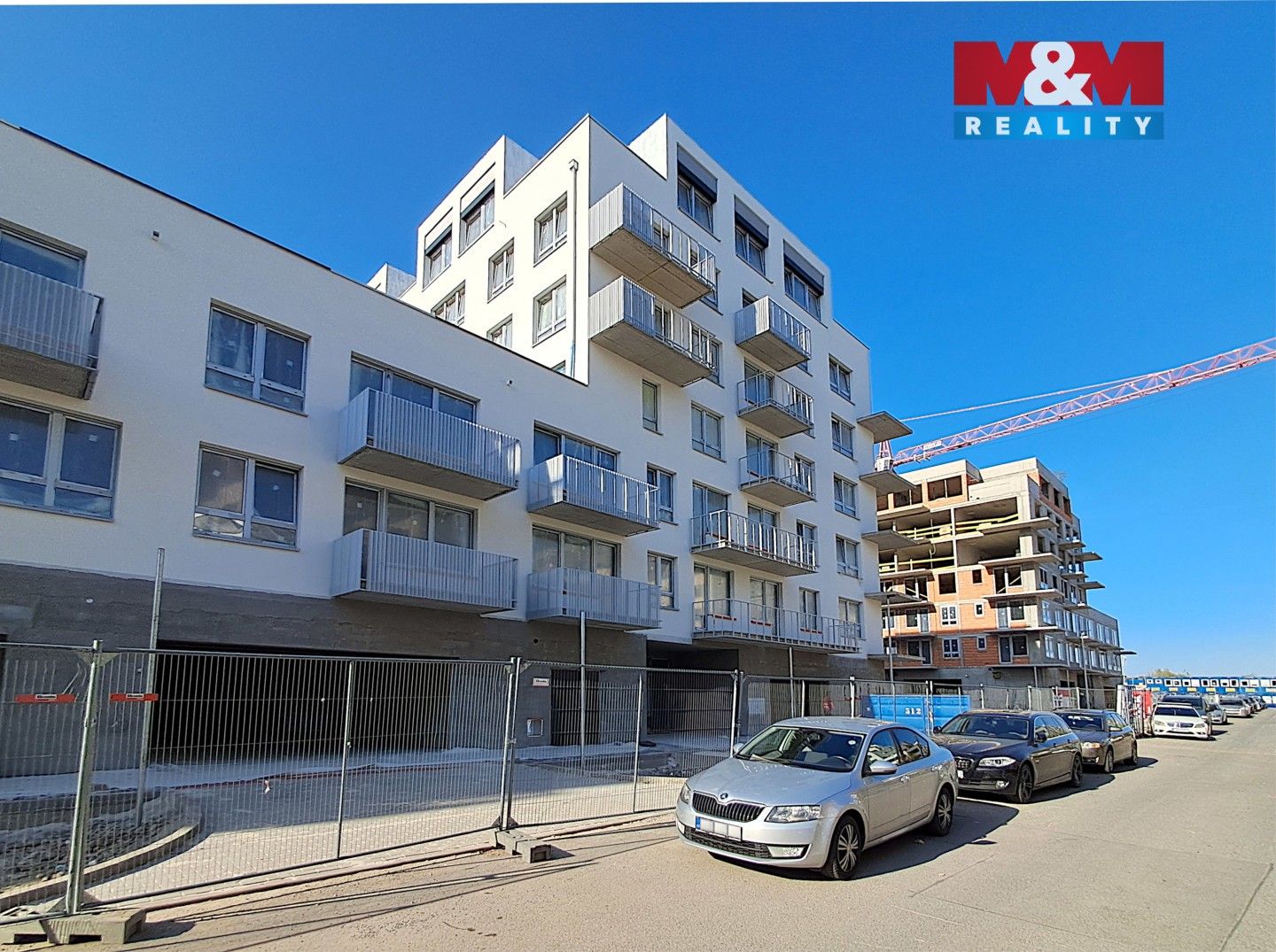 Prodej bytu 1+kk 33 m² - foto 1