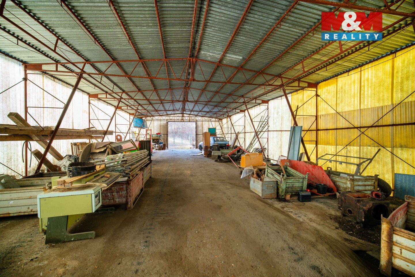 Prodej komerčního prostoru 700 m² - foto 9