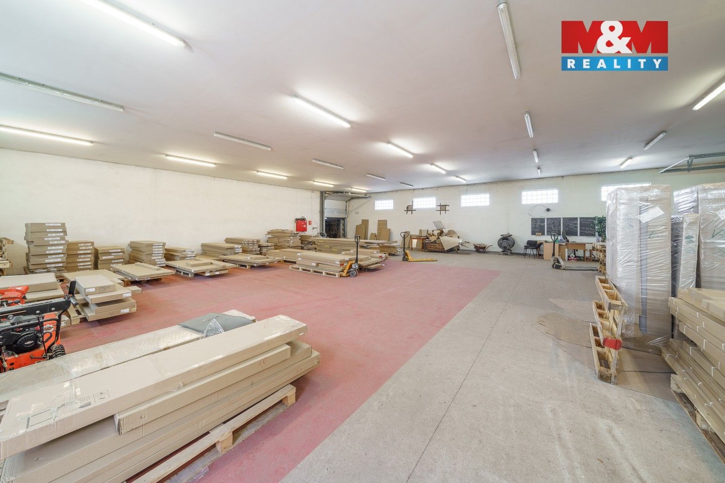 Prodej komerčního prostoru 760 m² - foto 3