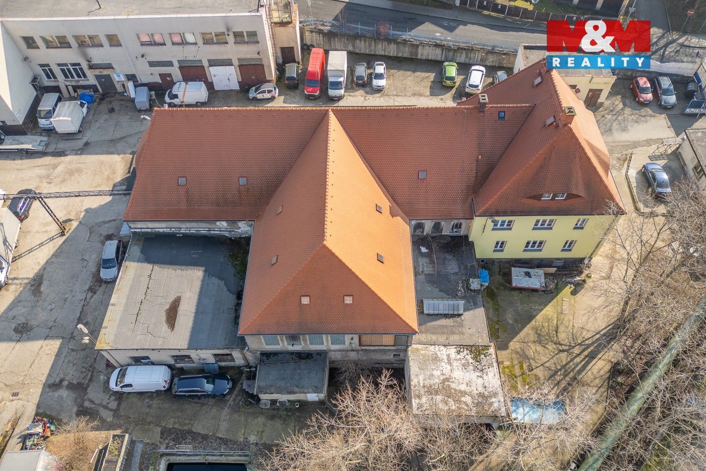 Prodej komerčního prostoru 760 m² - foto 5
