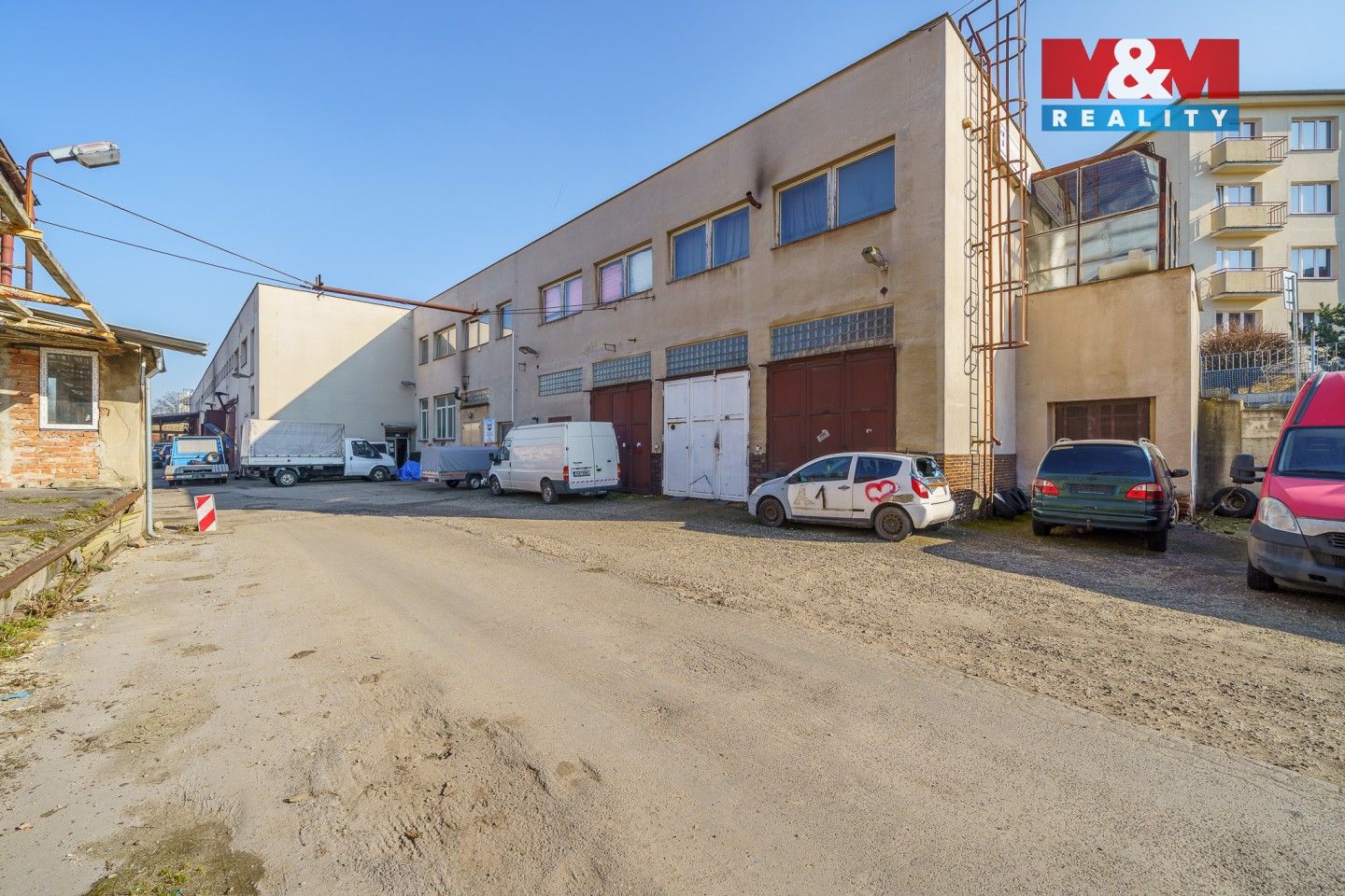 Prodej komerčního prostoru 760 m² - foto 12