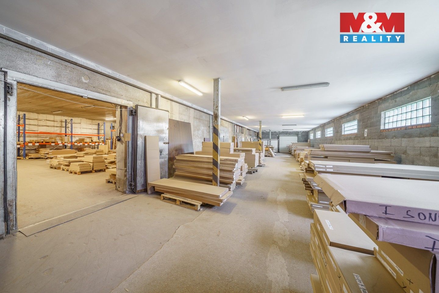 Prodej komerčního prostoru 760 m² - foto 20