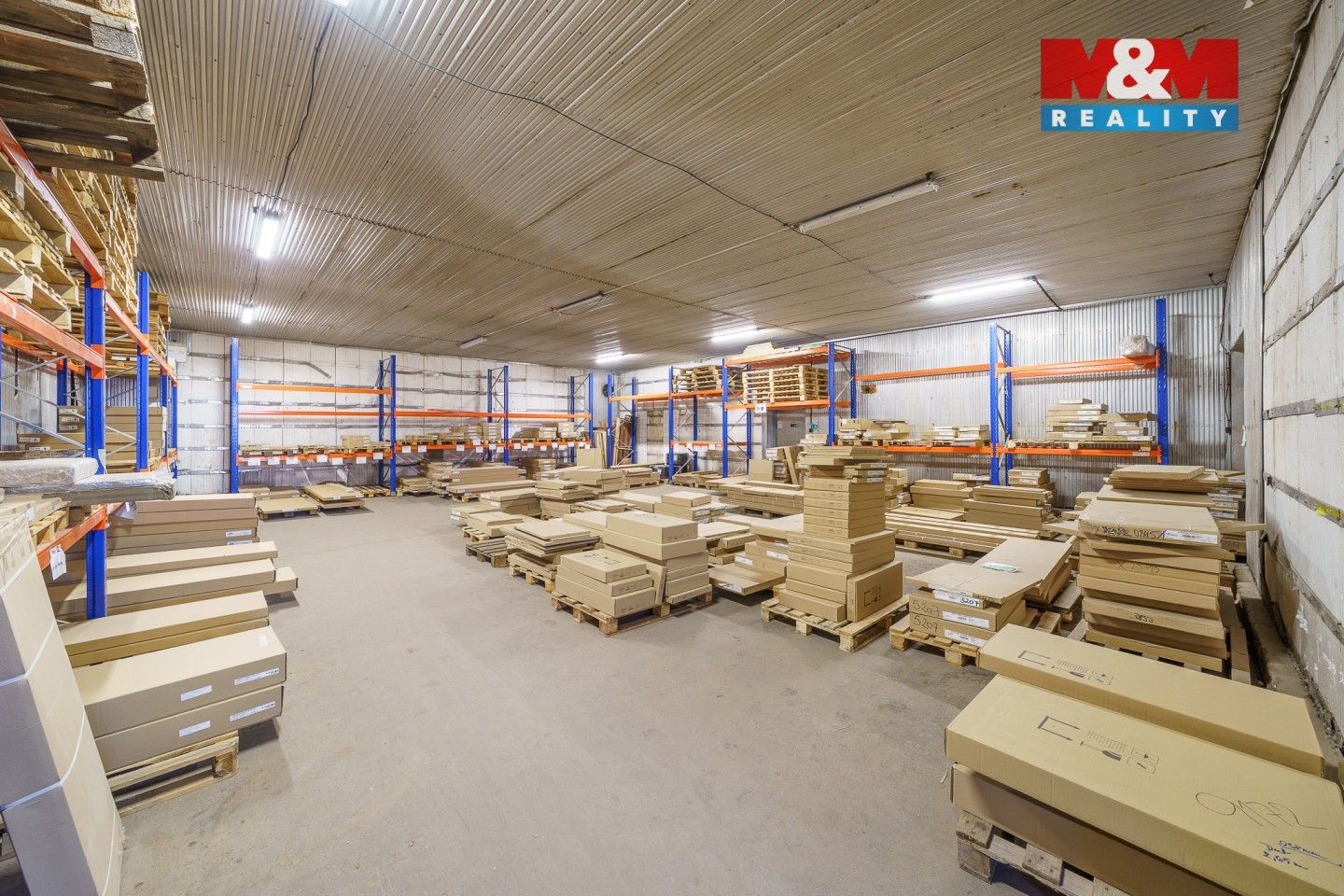 Prodej komerčního prostoru 760 m² - foto 21