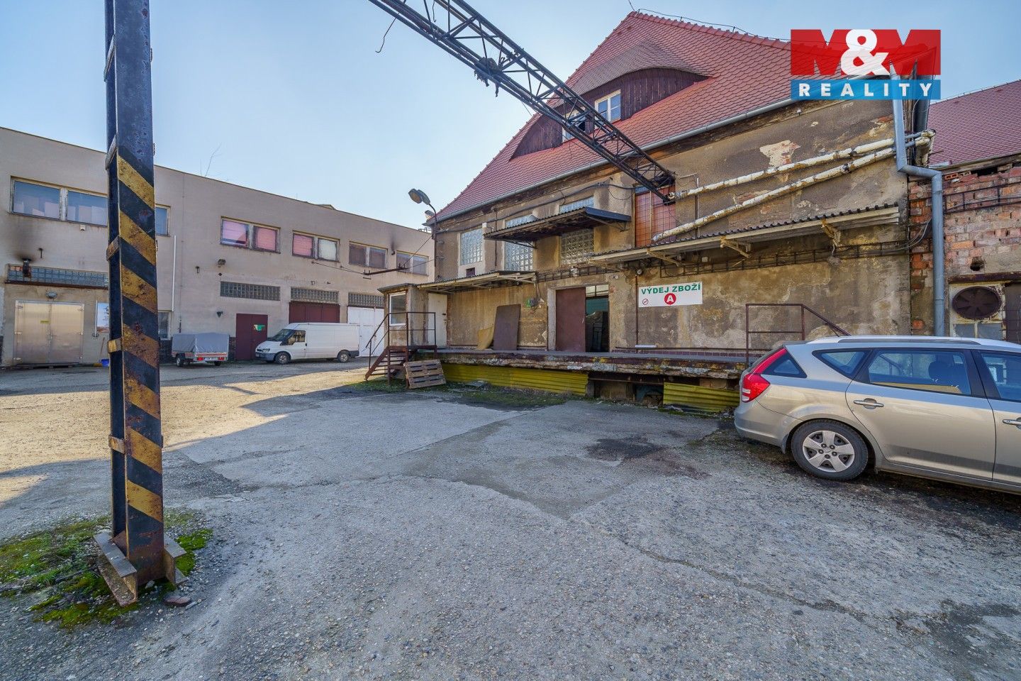 Prodej komerčního prostoru 760 m² - foto 27