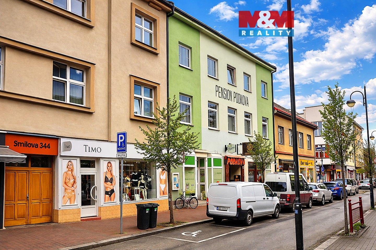 Prodej komerčního prostoru 72 m² - foto 1