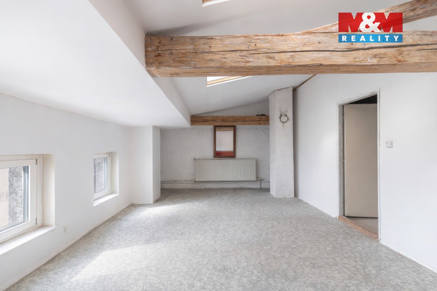 Prodej domu 300 m² - foto 3