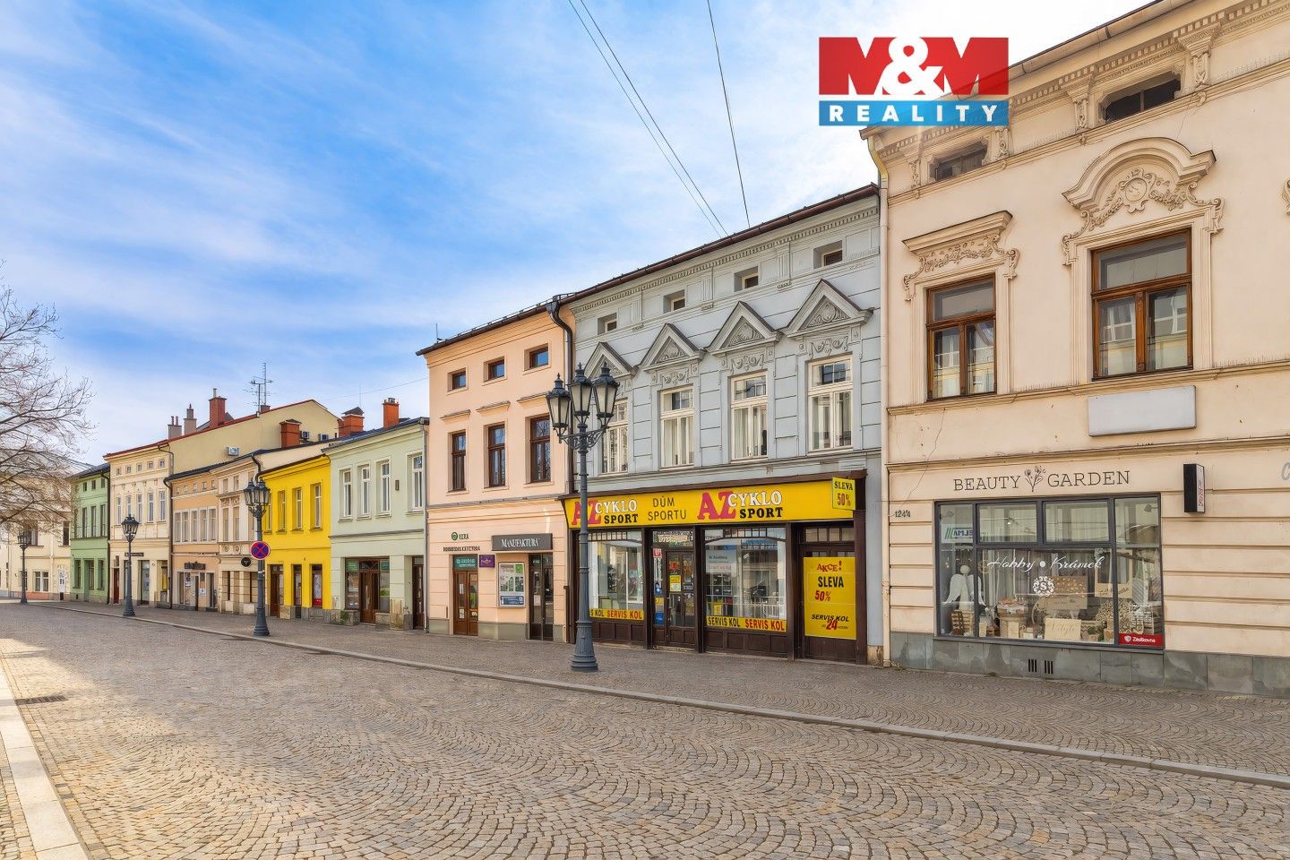 Prodej domu 300 m² - foto 1