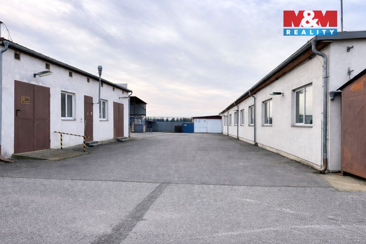 Pronájem komerčního prostoru 2098 m² - foto 3