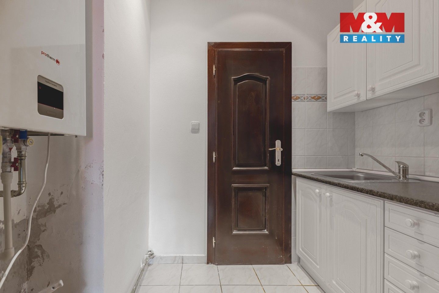 Pronájem komerčního prostoru 66 m² - foto 14