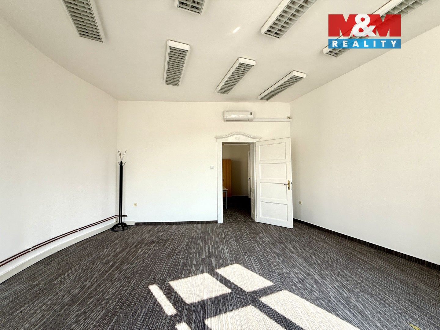 Pronájem komerčního prostoru 188 m² - foto 4