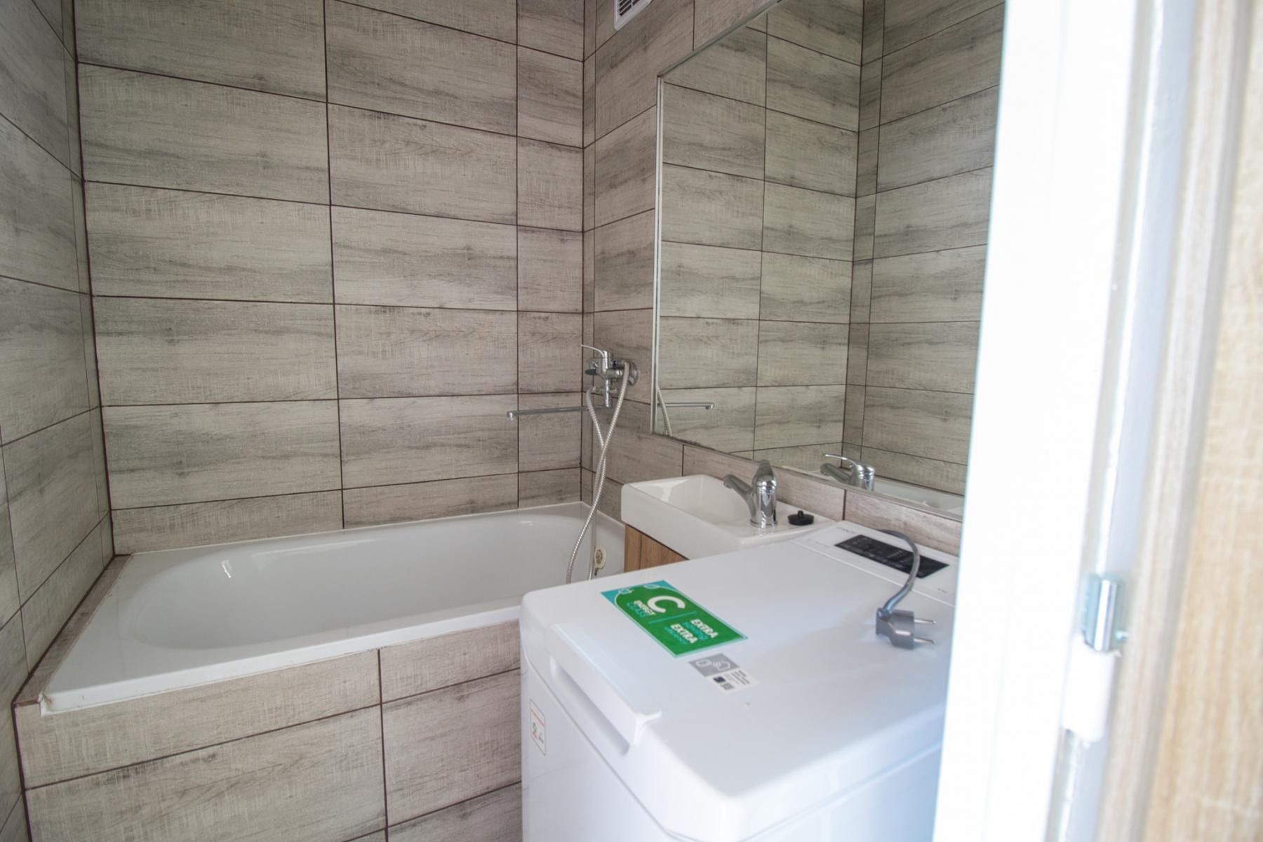 Pronájem bytu 2+kk 42 m² - foto 2