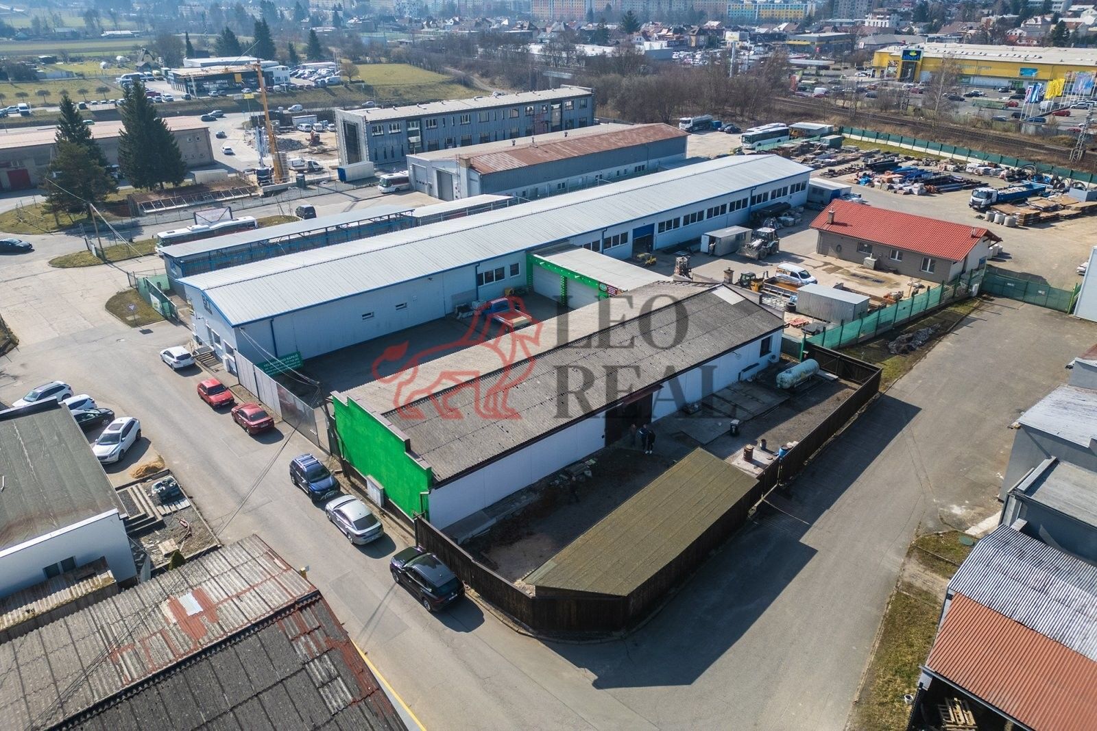 Prodej komerčního prostoru 444 m² - foto 4