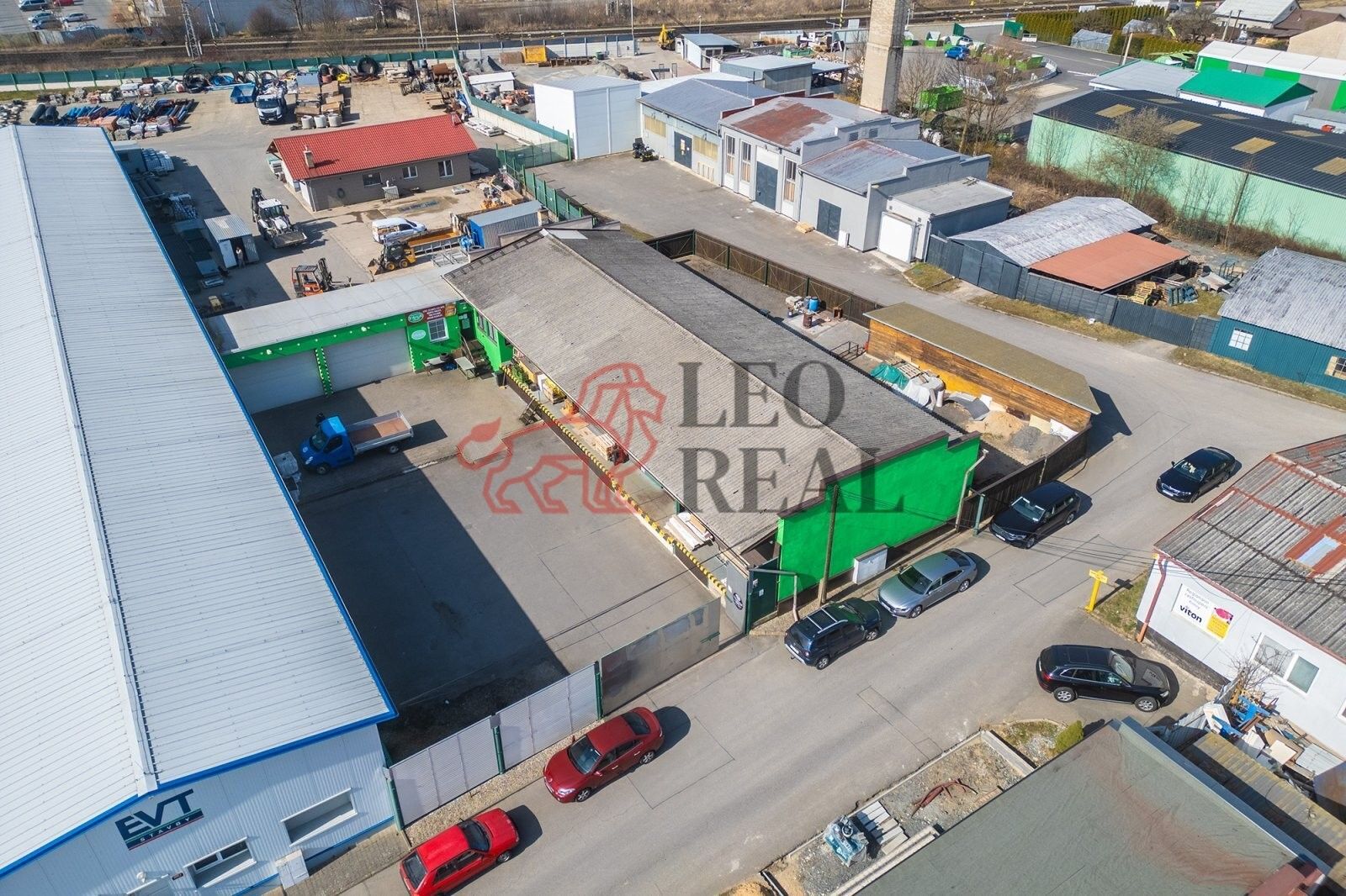 Prodej komerčního prostoru 444 m² - foto 3