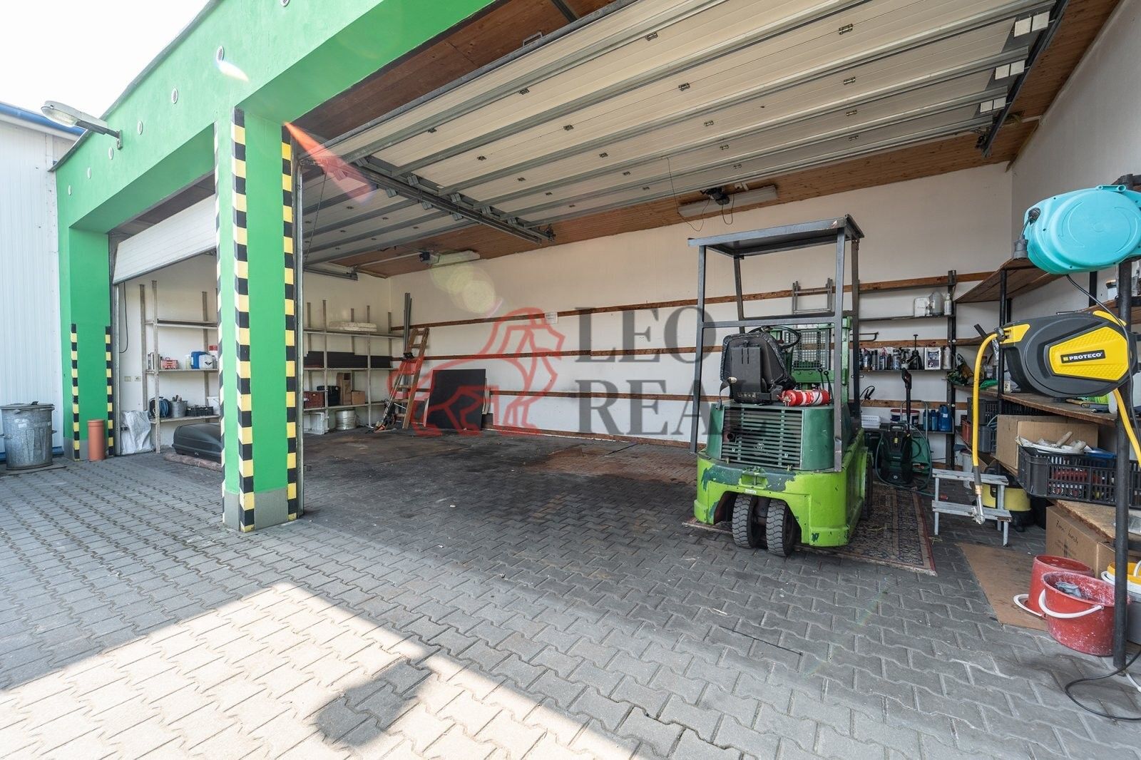 Prodej komerčního prostoru 444 m² - foto 19