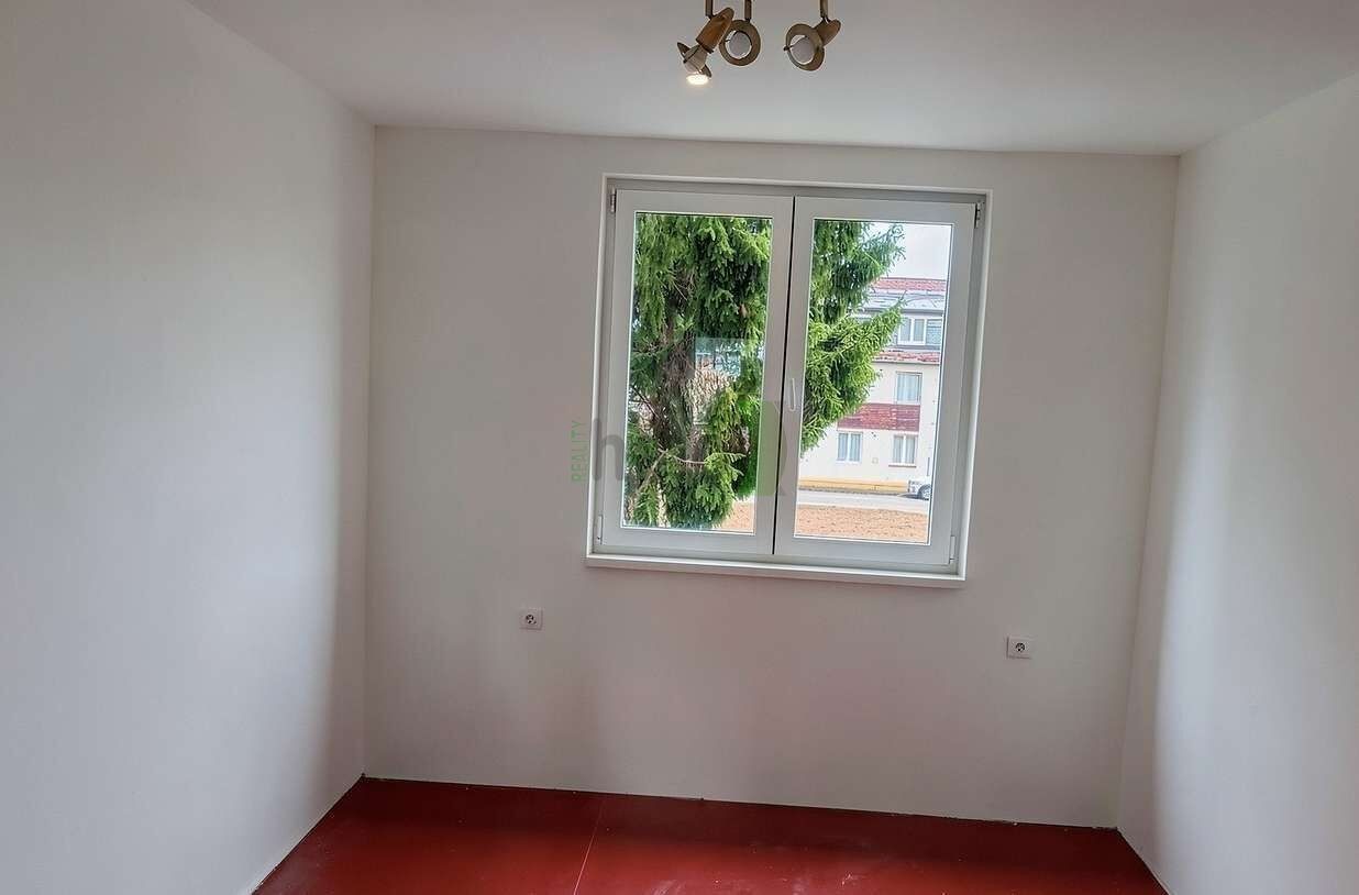 Prodej bytu 3+1 64 m² - foto 14