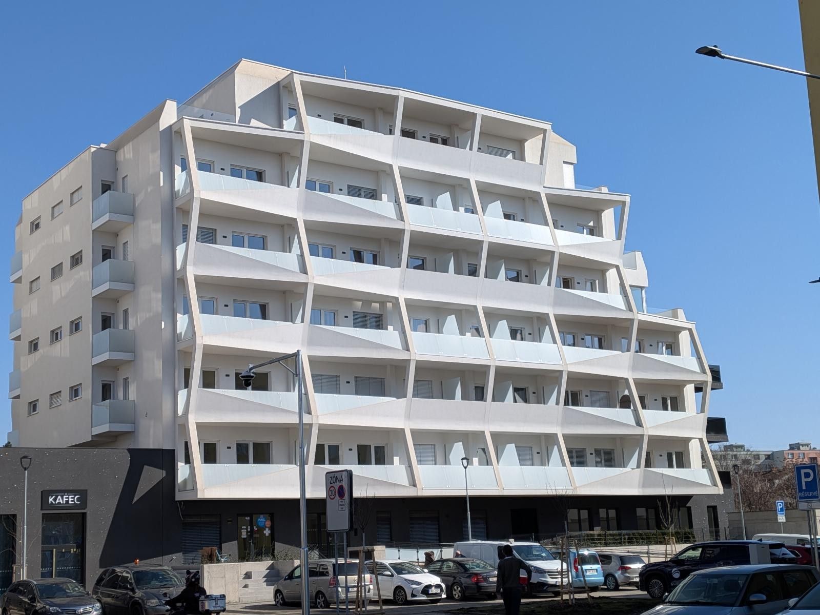 Pronájem bytu 1+kk 33 m² - foto 1