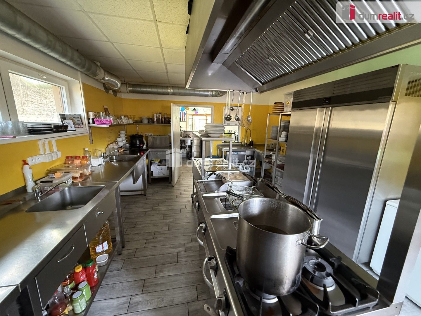 Prodej komerčního prostoru 230 m² - foto 23
