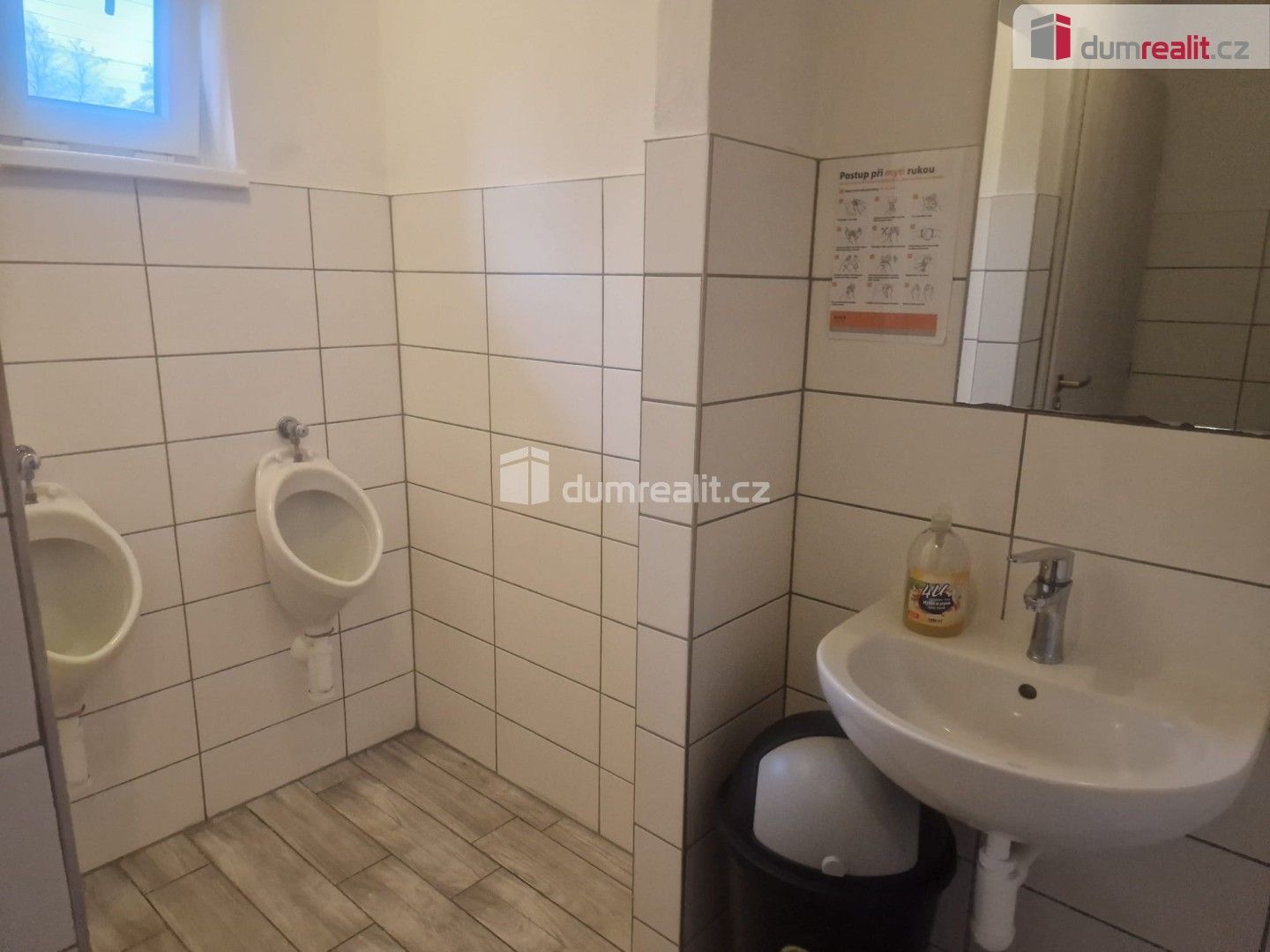 Prodej komerčního prostoru 230 m² - foto 27