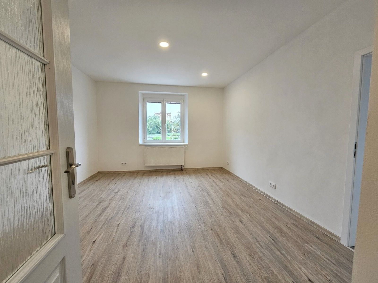 Pronájem bytu 2+kk 42 m² - foto 2