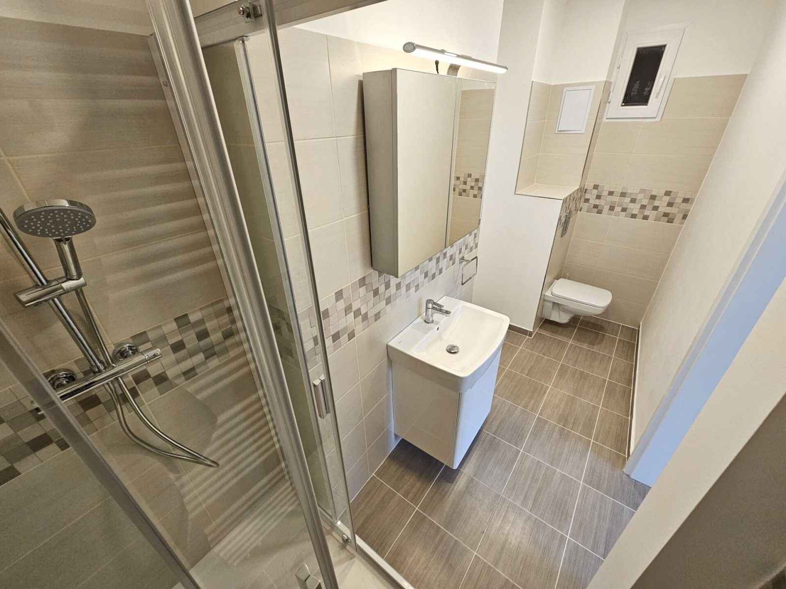Pronájem bytu 2+kk 42 m² - foto 8