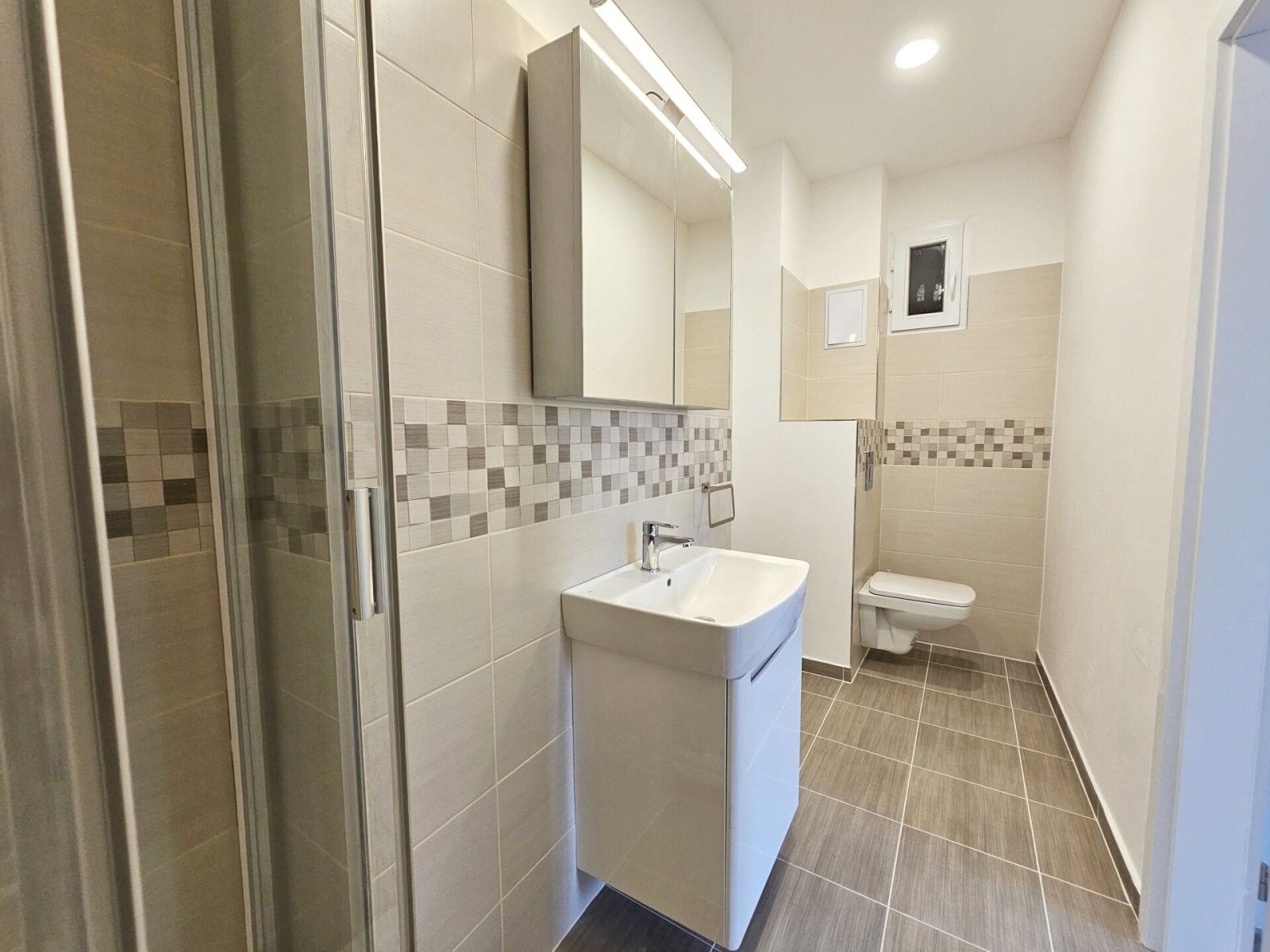 Pronájem bytu 2+kk 42 m² - foto 10