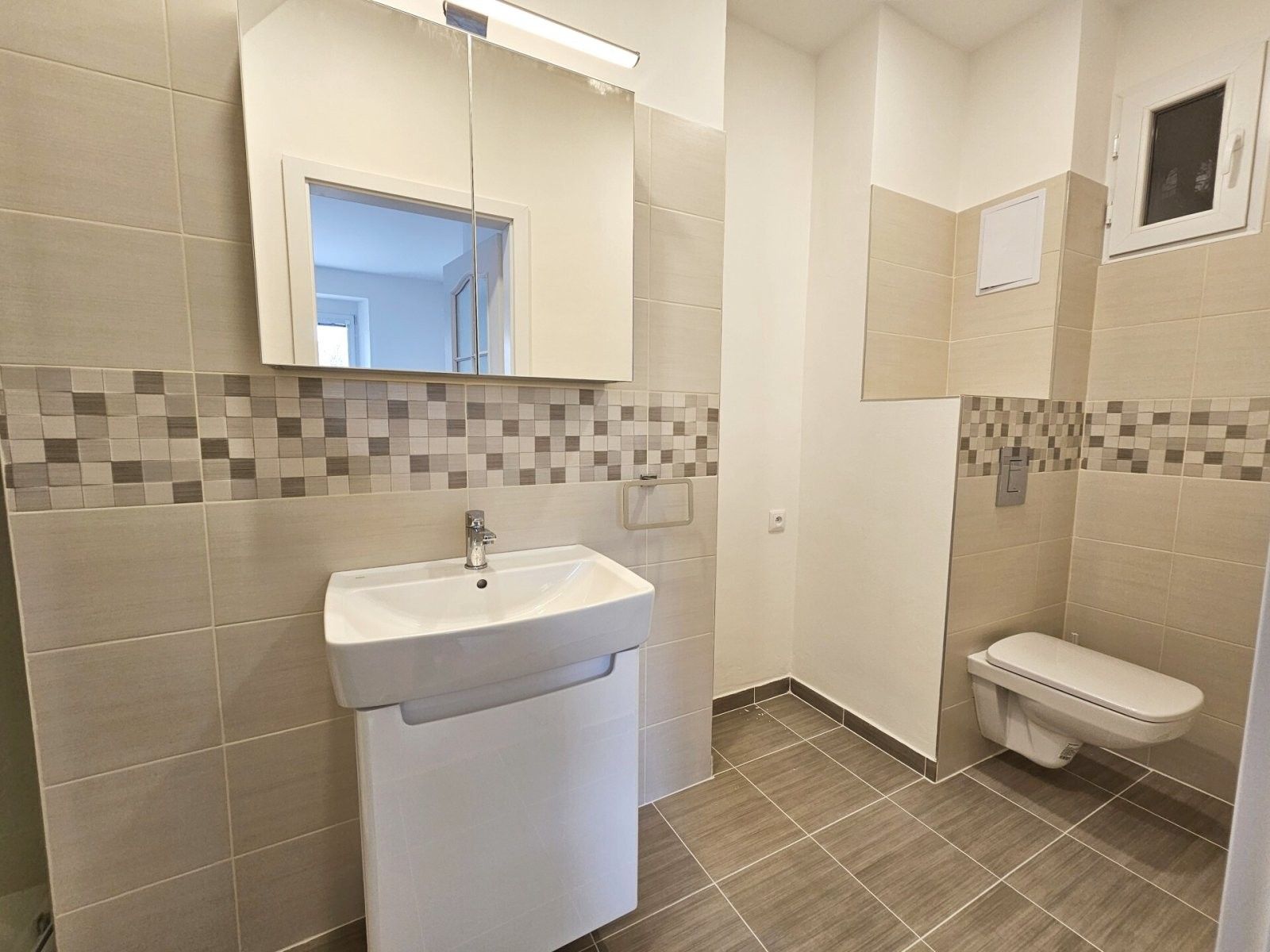 Pronájem bytu 2+kk 42 m² - foto 11