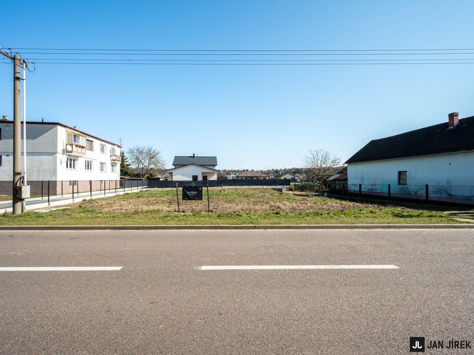 Prodej pozemku 800 m² - foto 2