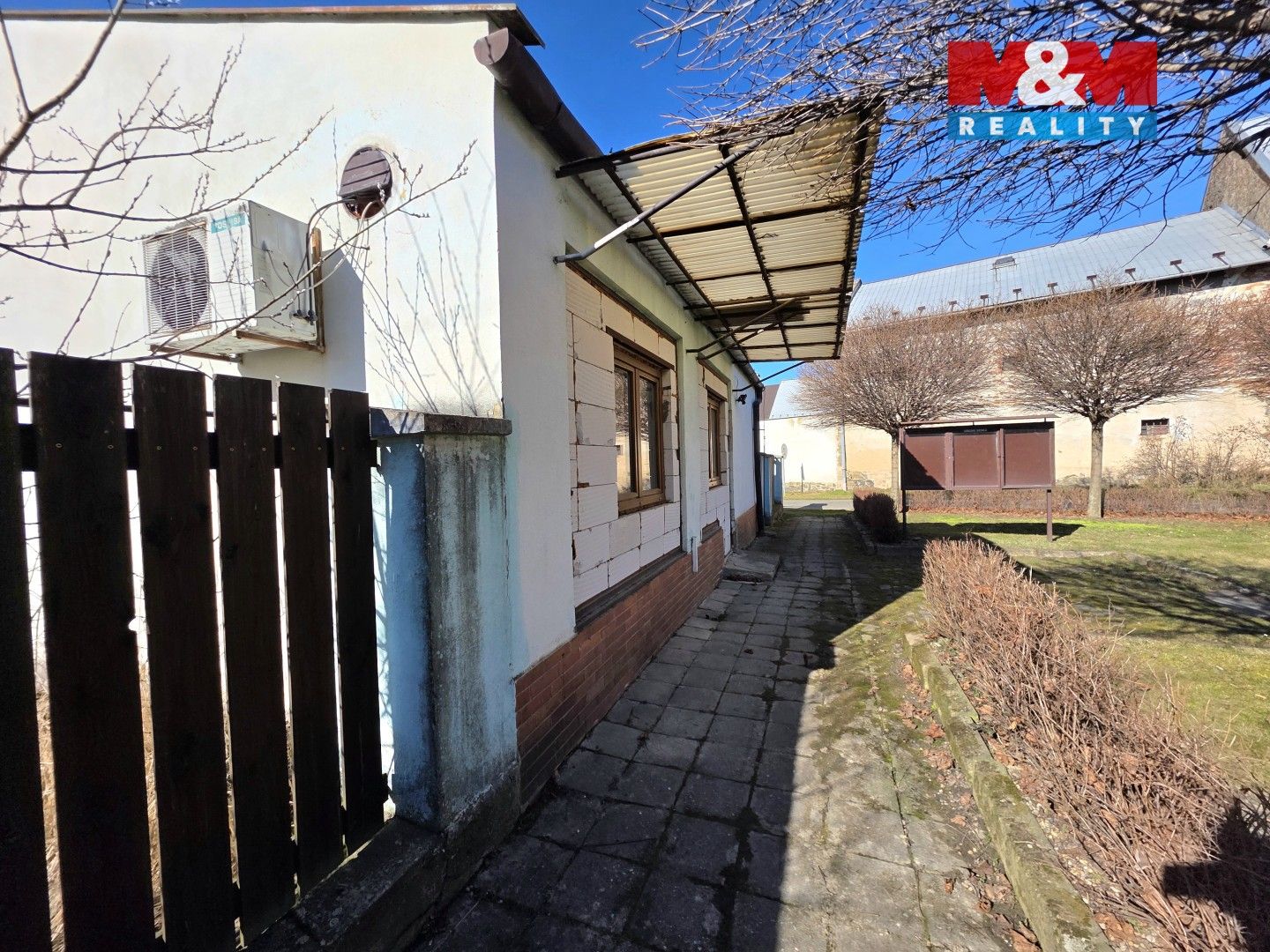Prodej komerčního prostoru 75 m² - foto 2