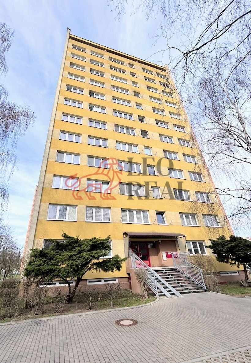 Pronájem bytu 2+1 48 m² - foto 8
