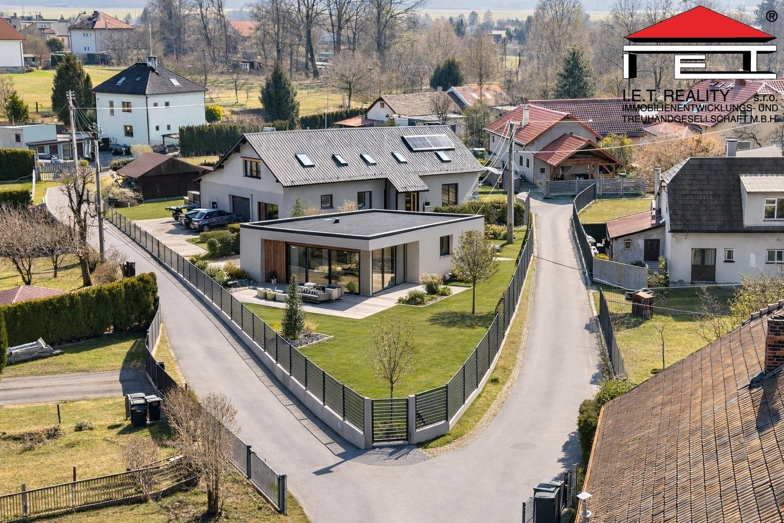 Prodej pozemku 560 m² - foto 5