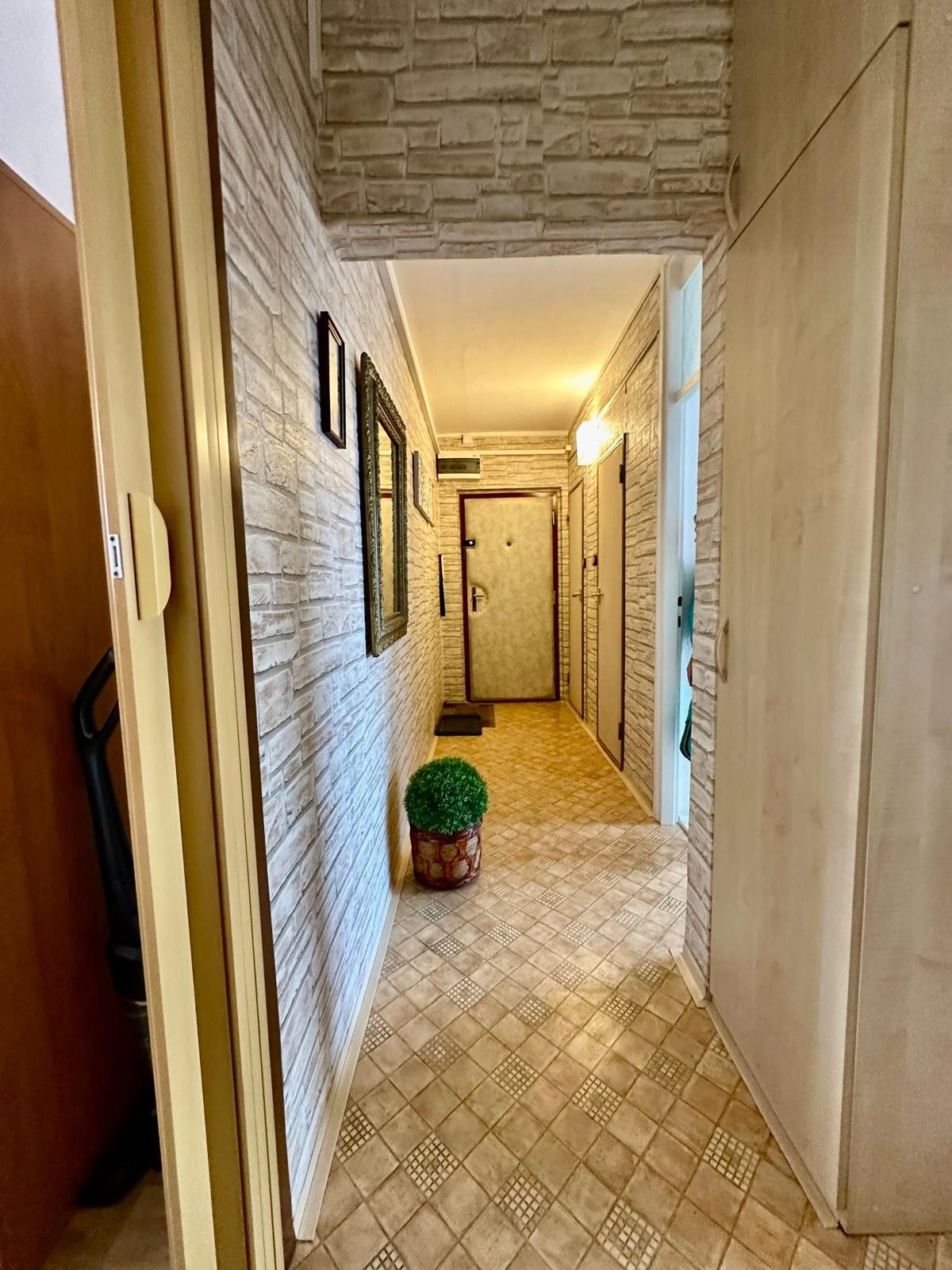 Prodej bytu 2+1 59 m² - foto 8