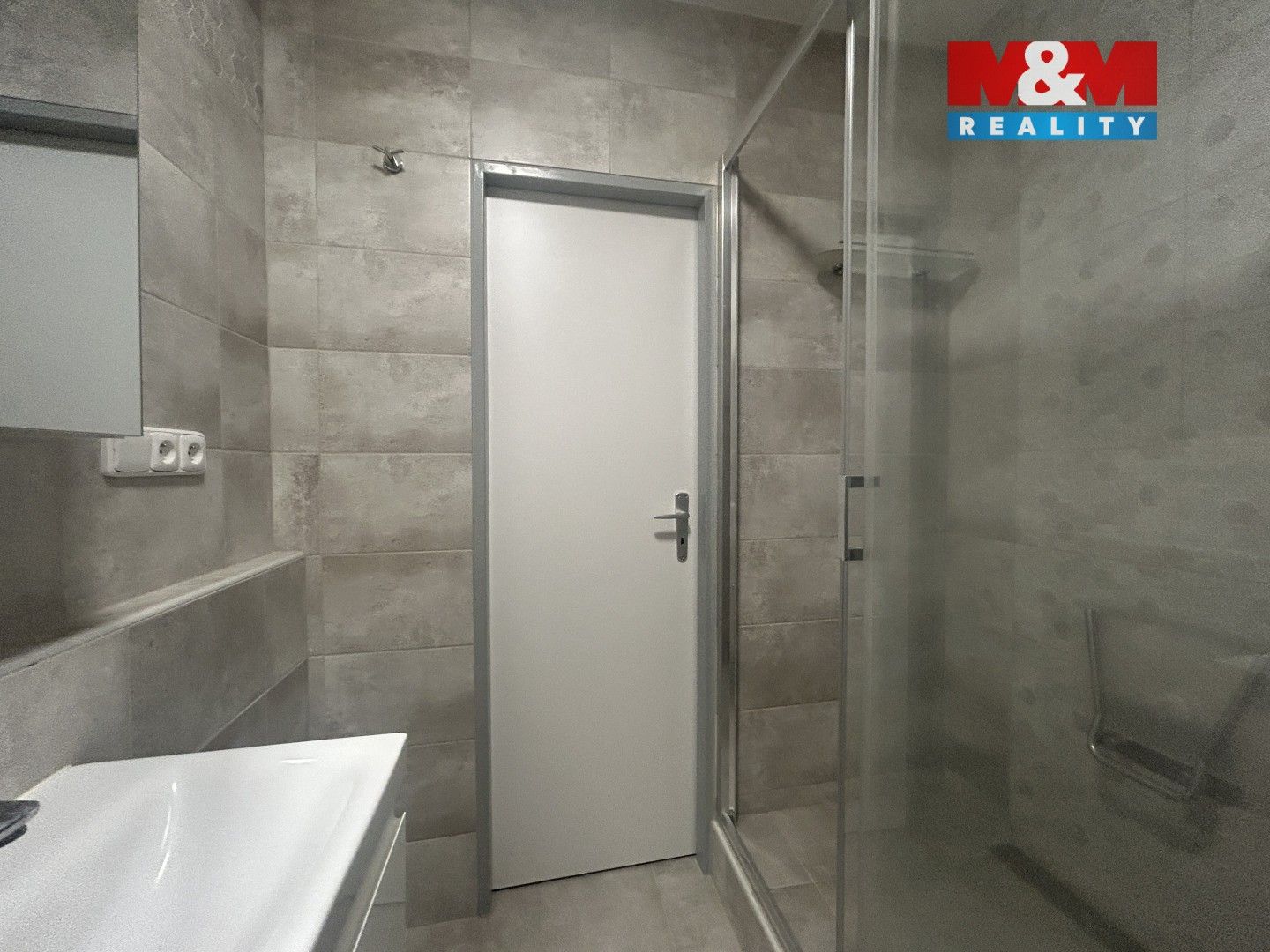 Pronájem bytu 1+1 35 m² - foto 9