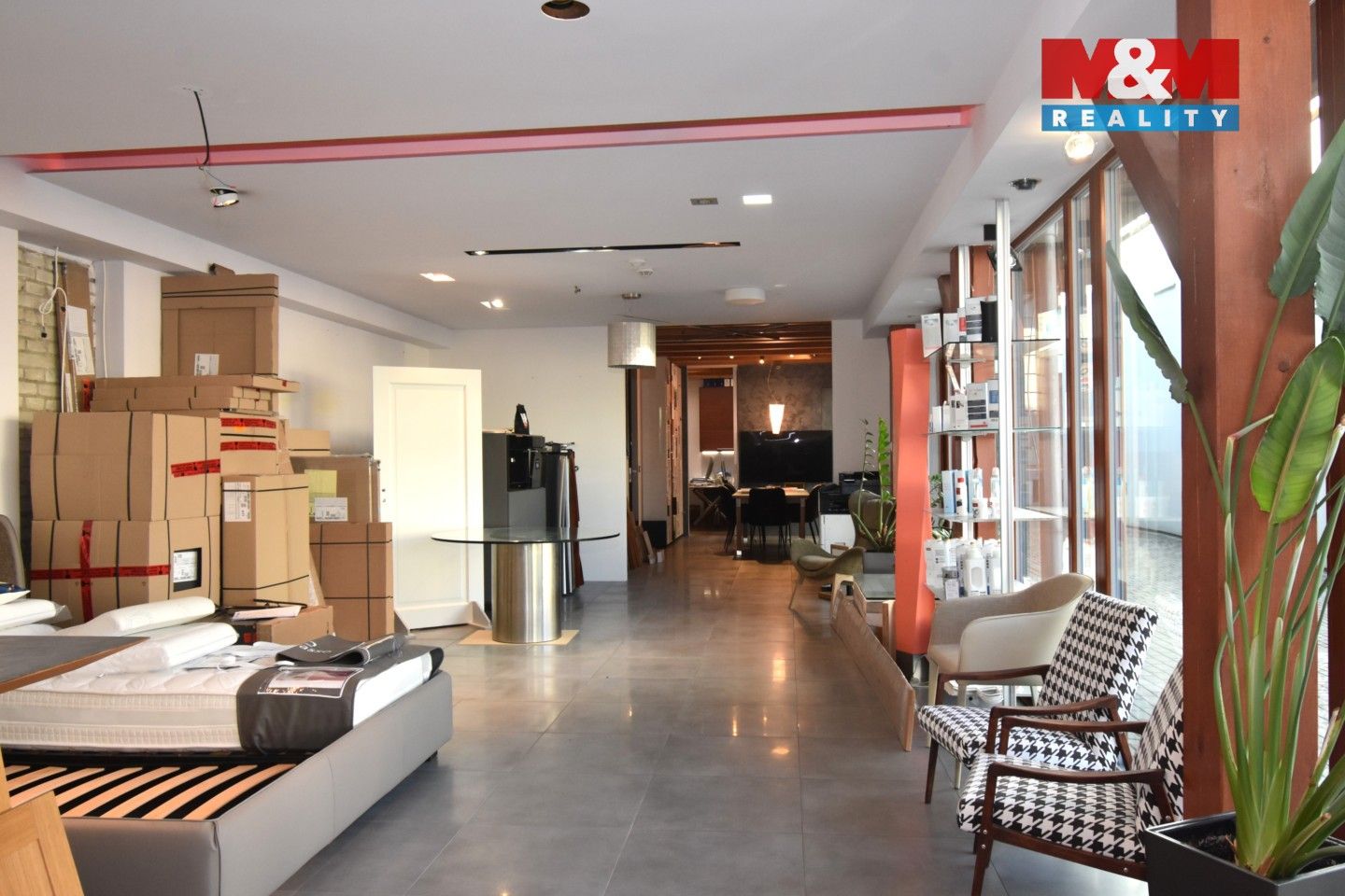 Pronájem komerčního prostoru 234 m² - foto 3