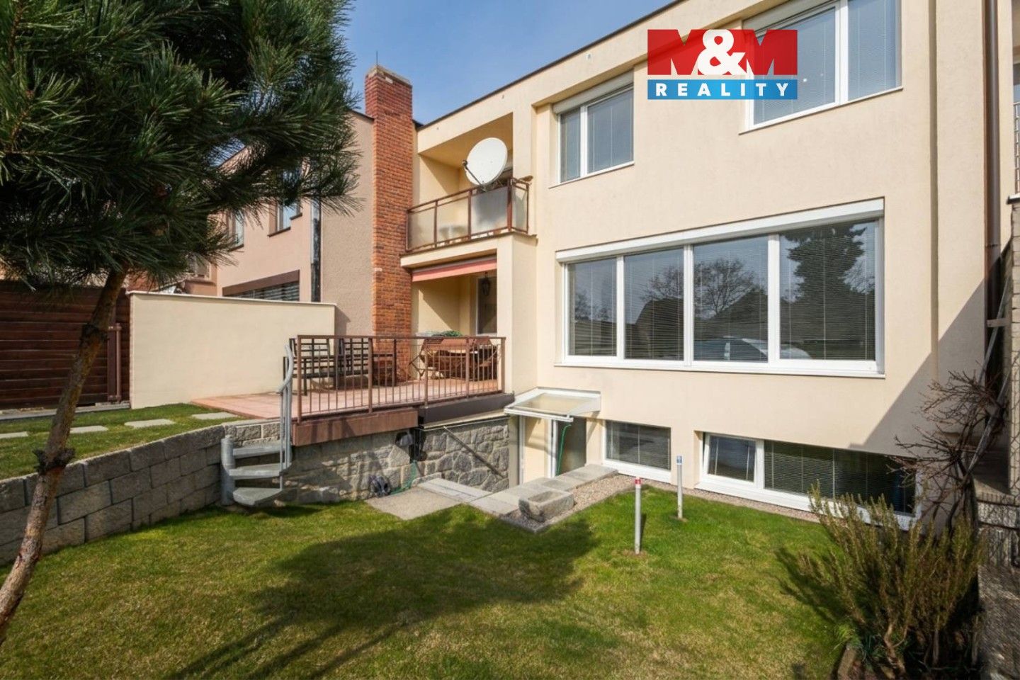 Prodej domu 279 m² - foto 1