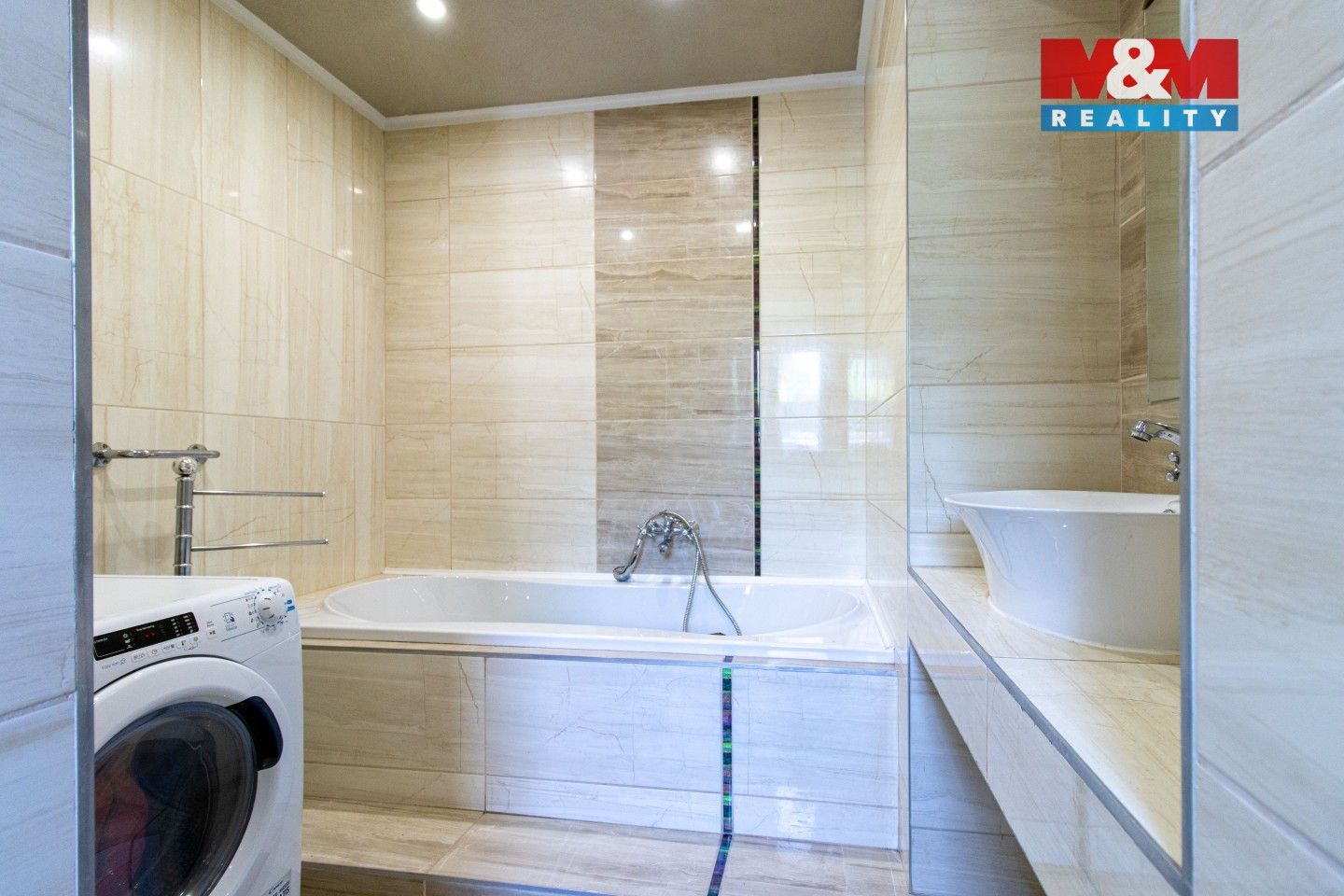 Prodej bytu 2+kk 72 m² - foto 2